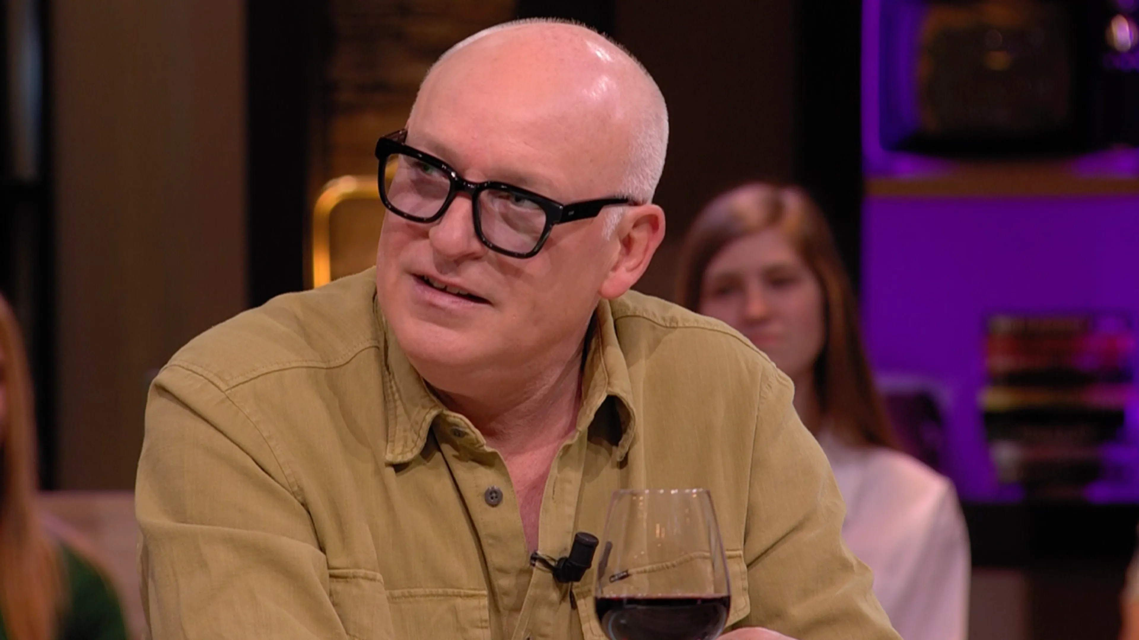 René ziet Chantal Janzen ballonnenshow presenteren: 'Laat dat lekker door Ellie Lust doen!'