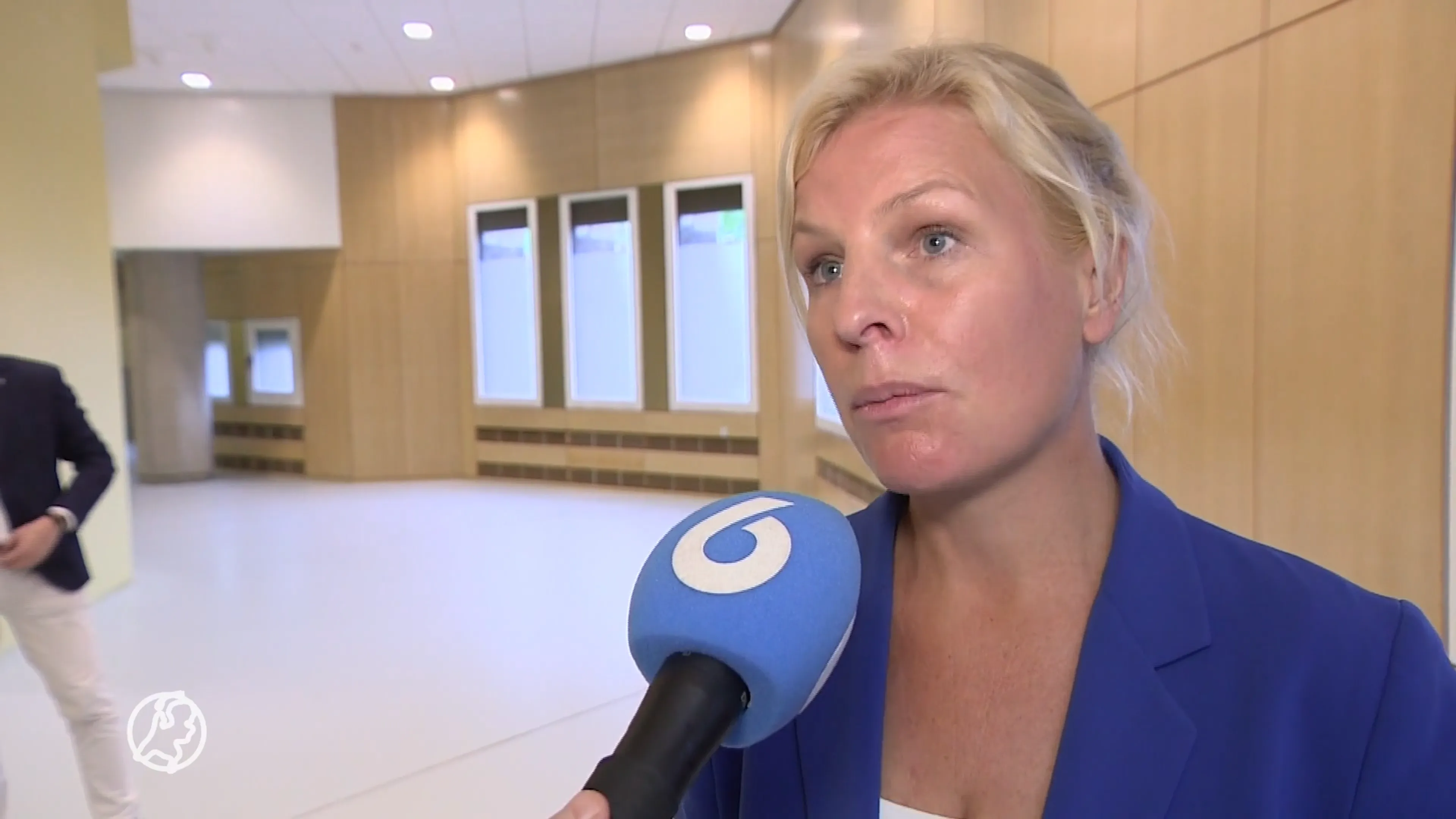 Politiek over recordlaag vertrouwen