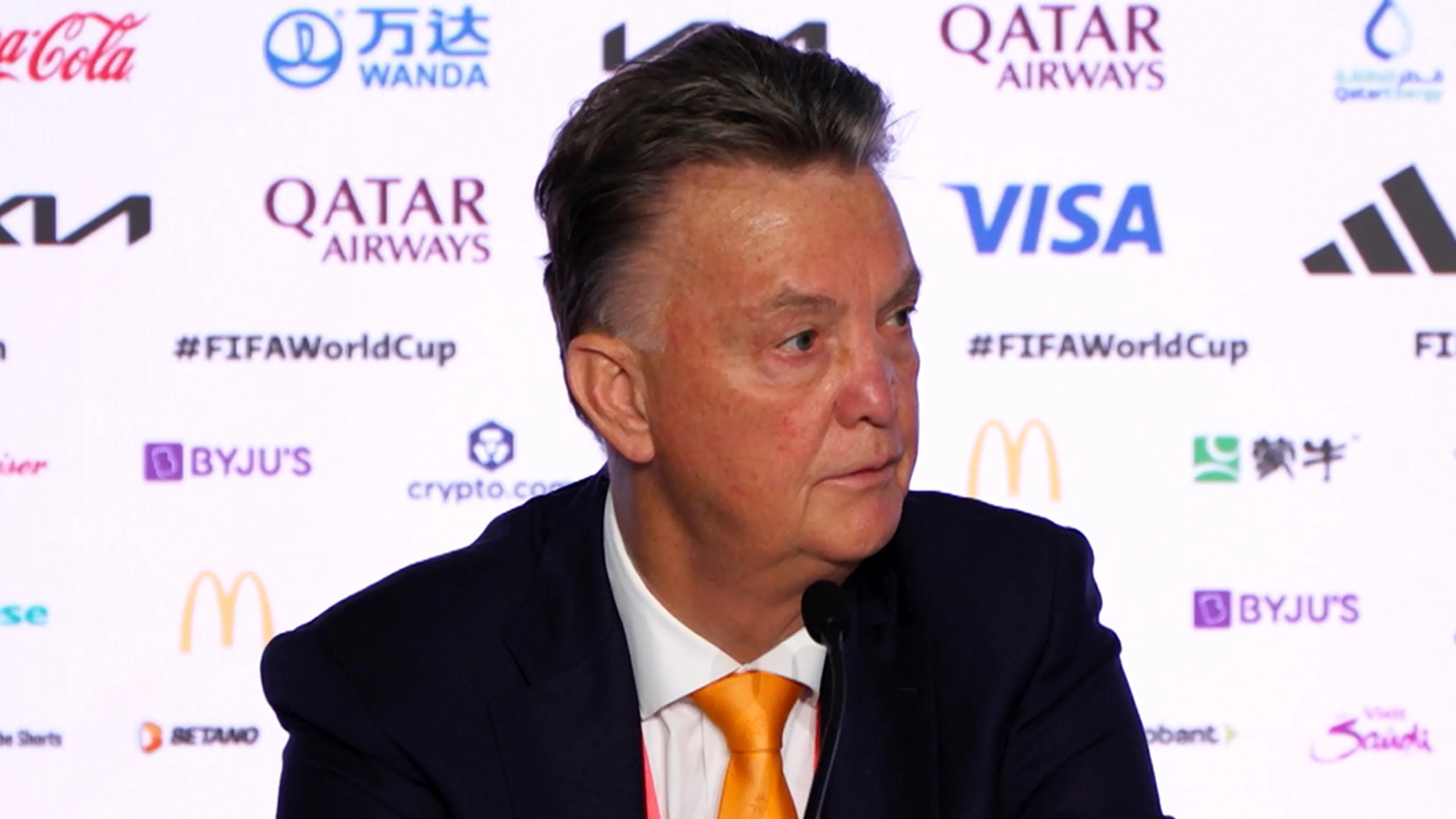Van Gaal reageert op Krabbendam: ‘Deze vraag kan alleen maar op dit moment gesteld worden’