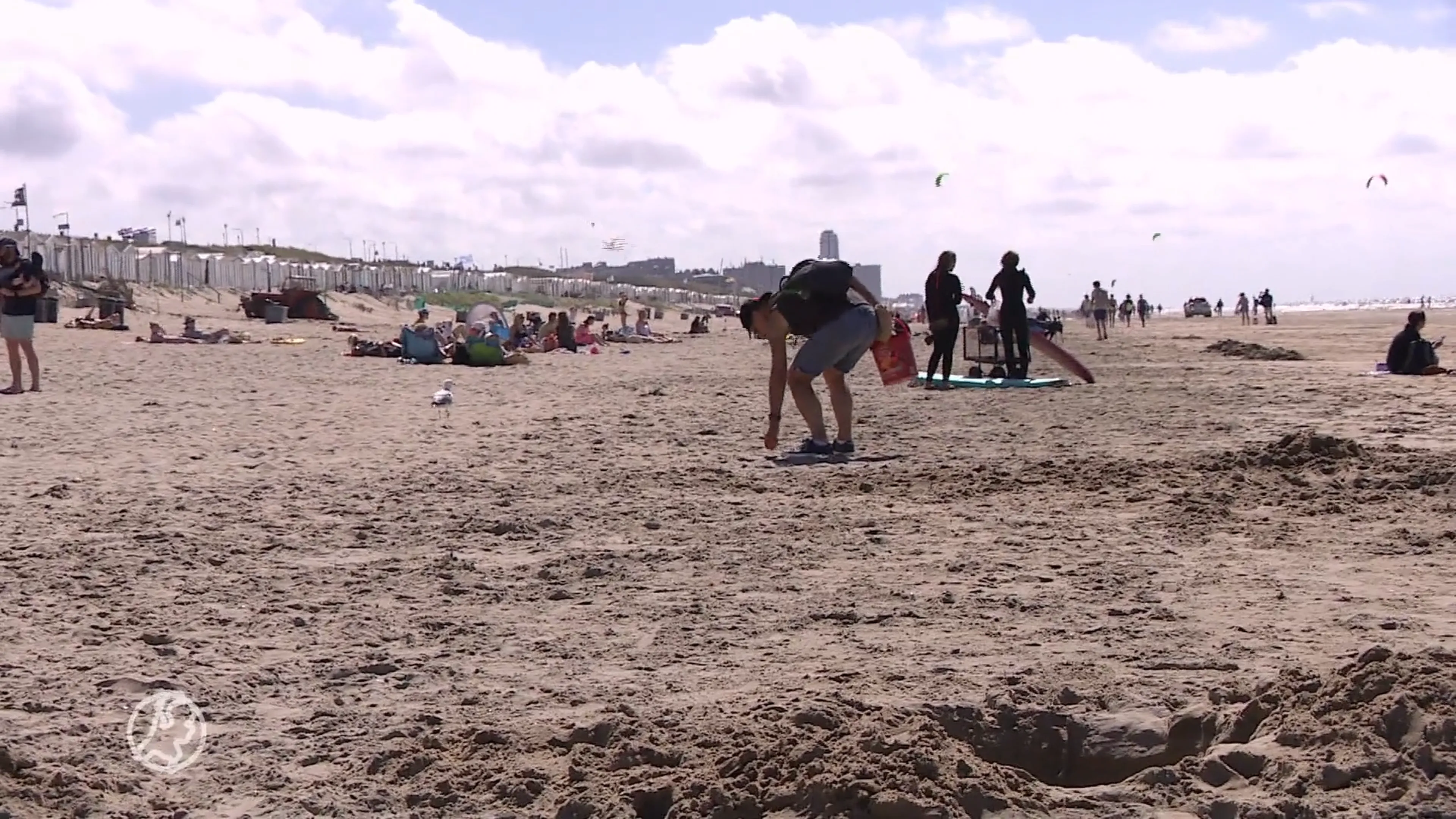 Ruim 6000 kilo afval, 27.000 peuken en opmerkelijke vondsten tijdens grote strandschoonmaak