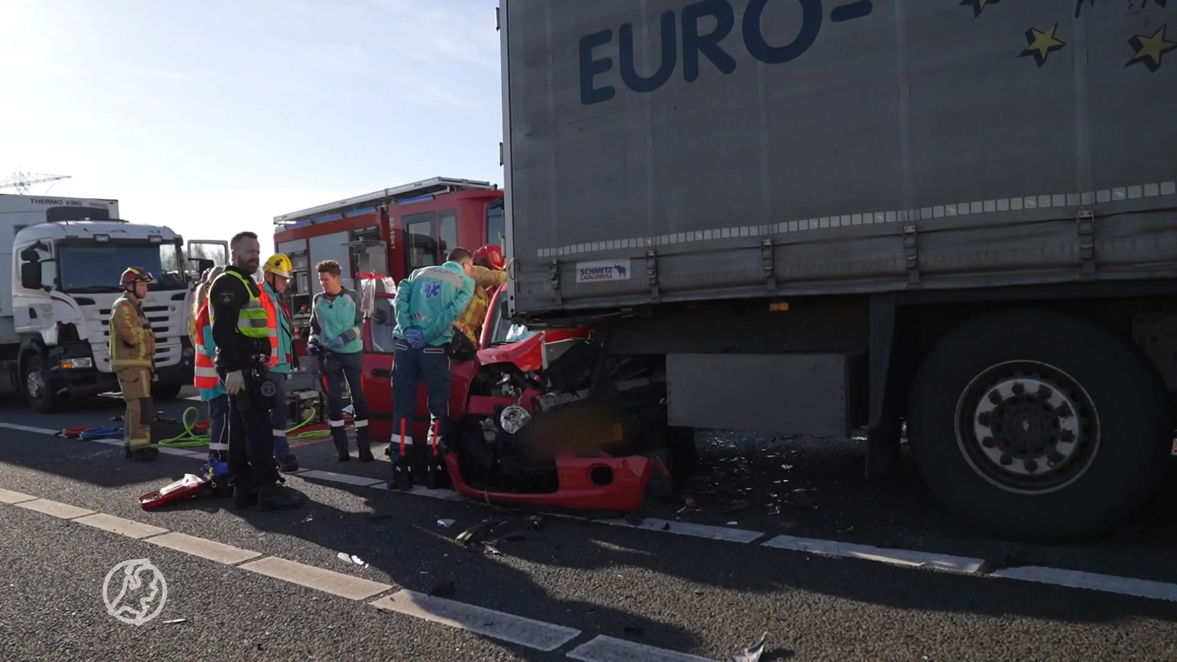 Ravage na ongeluk met meerdere voertuigen op A67 richting Eindhoven