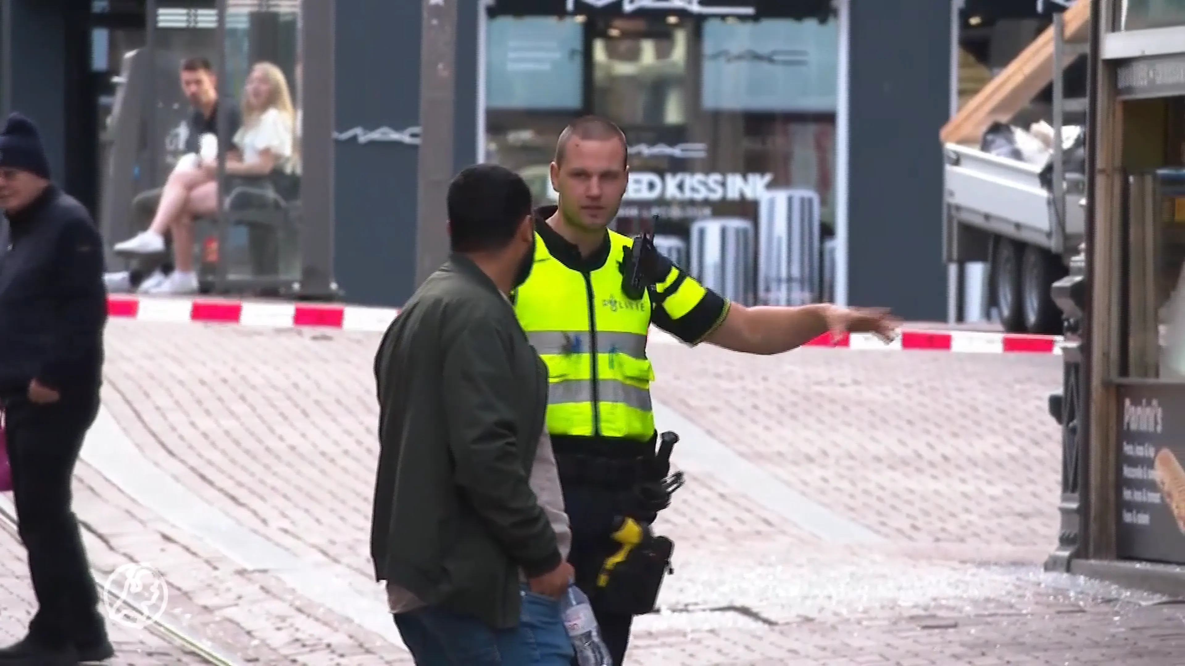 Amsterdammers schrikken wakker van explosies: 'Ik voelde de trillingen'