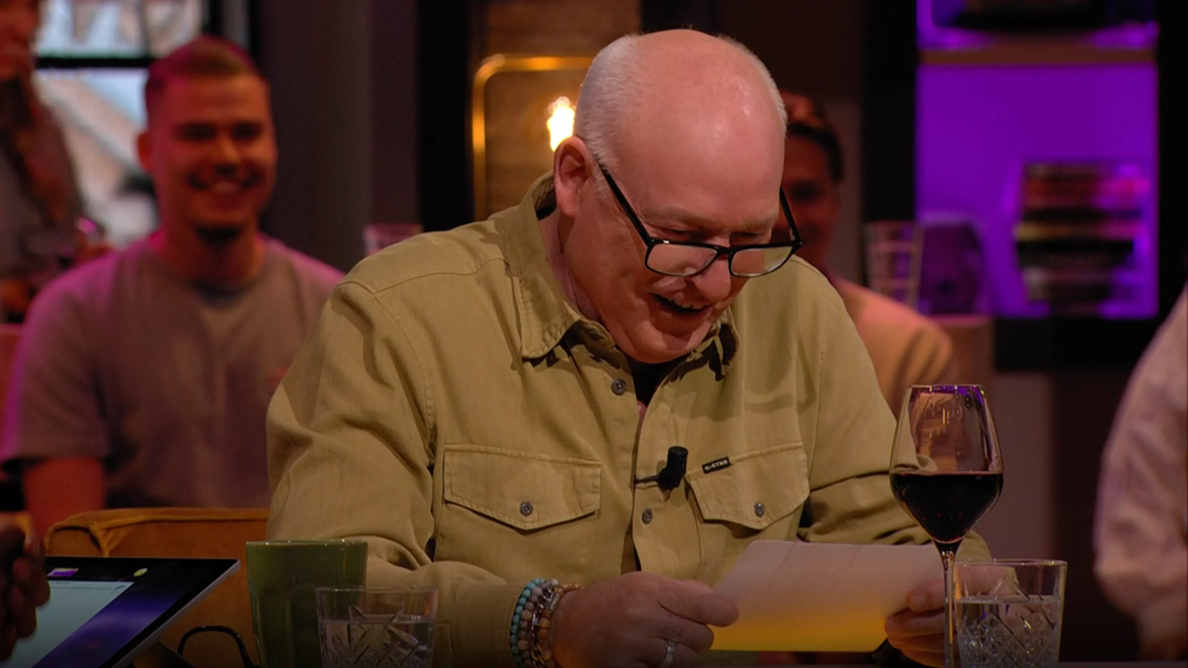 René leest stukje literatuur voor: 'Echt prachtig!'