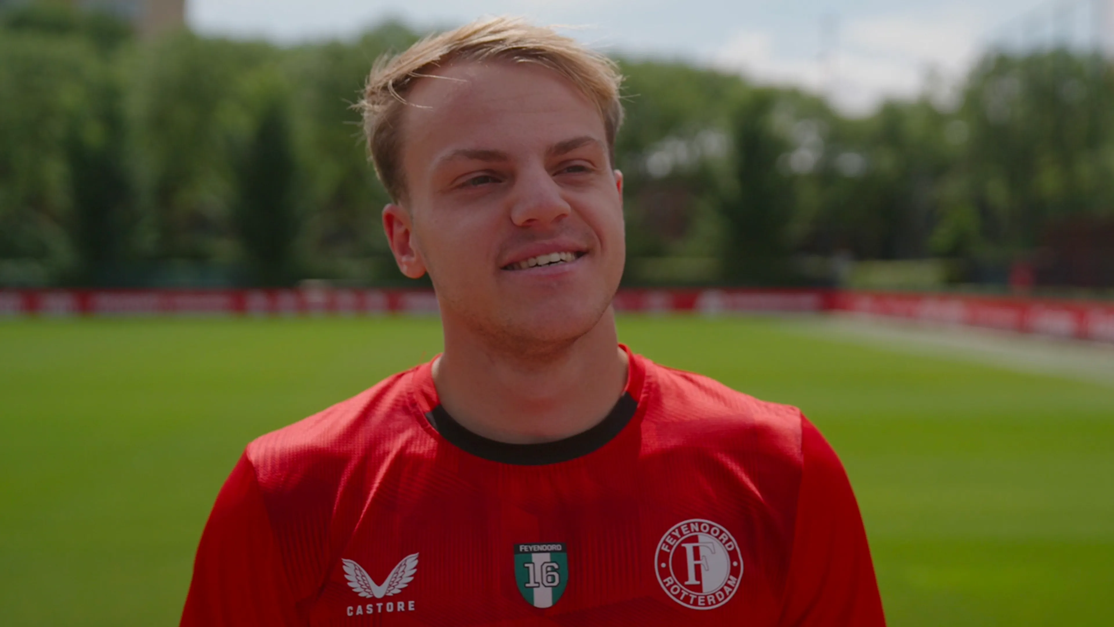 Van den Belt over ontwikkeling Kökcü bij Feyenoord: 'Dat zou voor mij ook heel goed zijn'