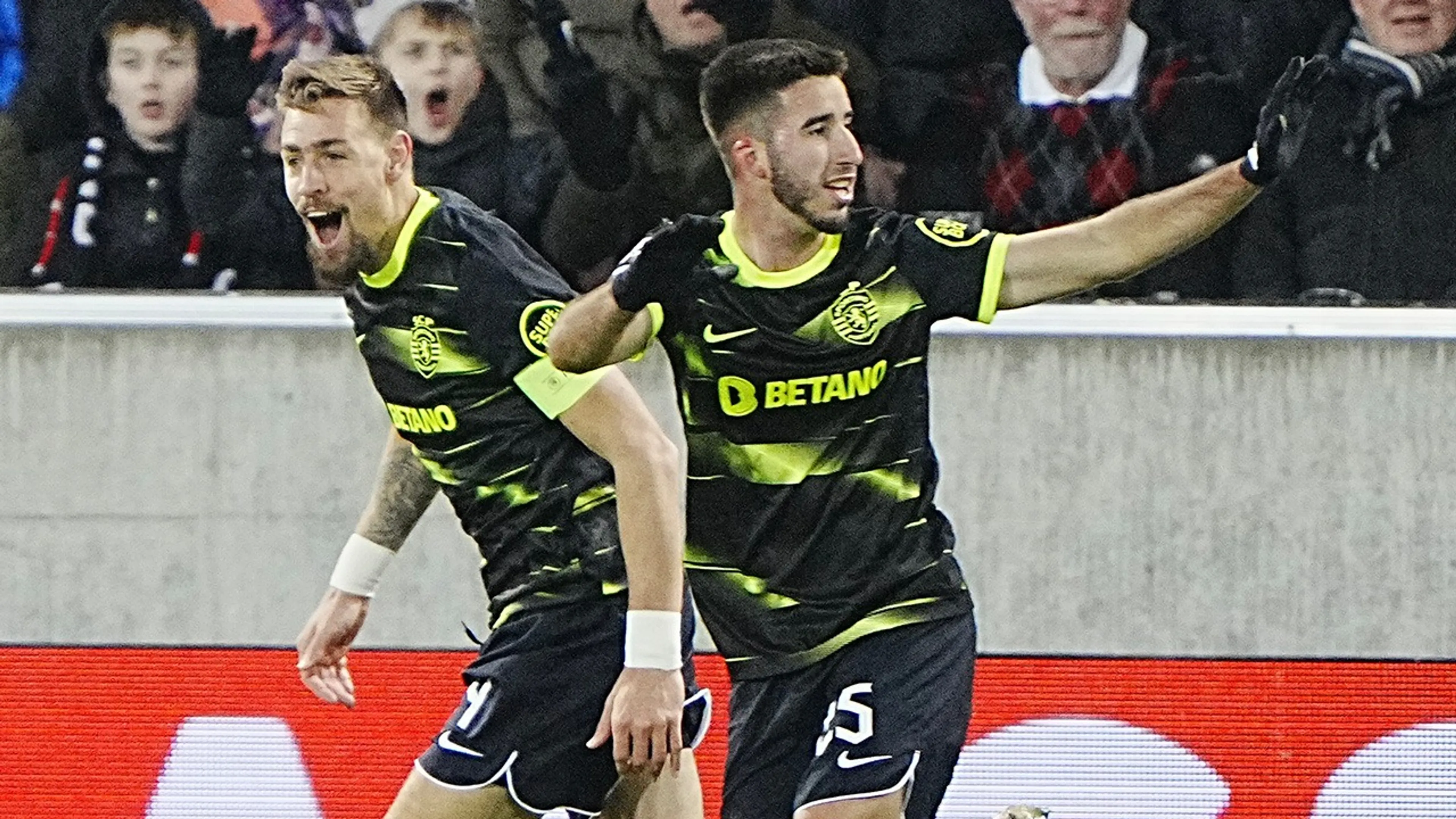 SAMENVATTING: FC Midtjylland - Sporting Lissabon (Tussenronde Europa League)