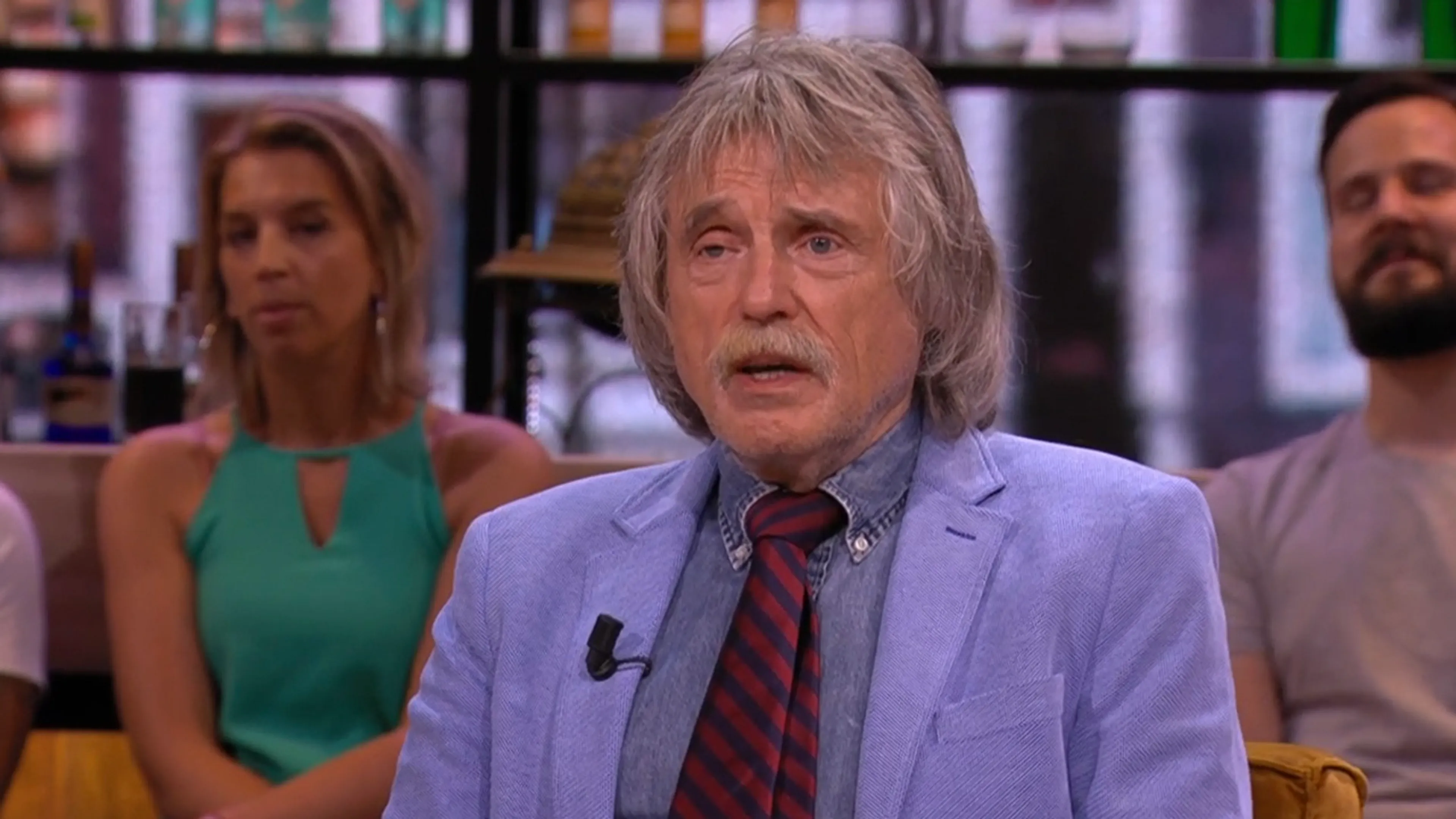 Johan stoort zich aan Schreuder: 'Zit niet te zeiken, joh!'