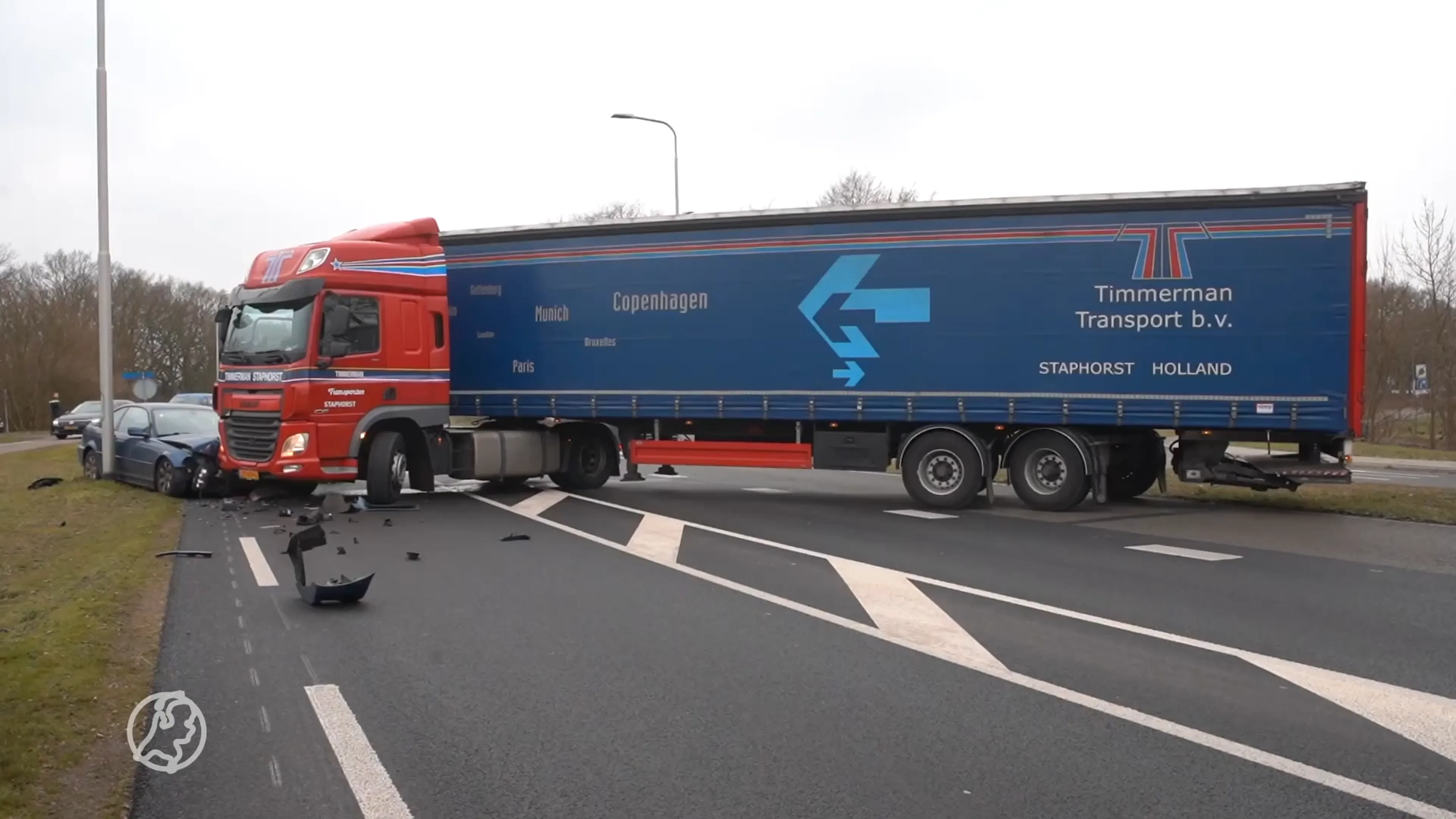 Vrachtwagenchauffeur haalt bizarre actie uit