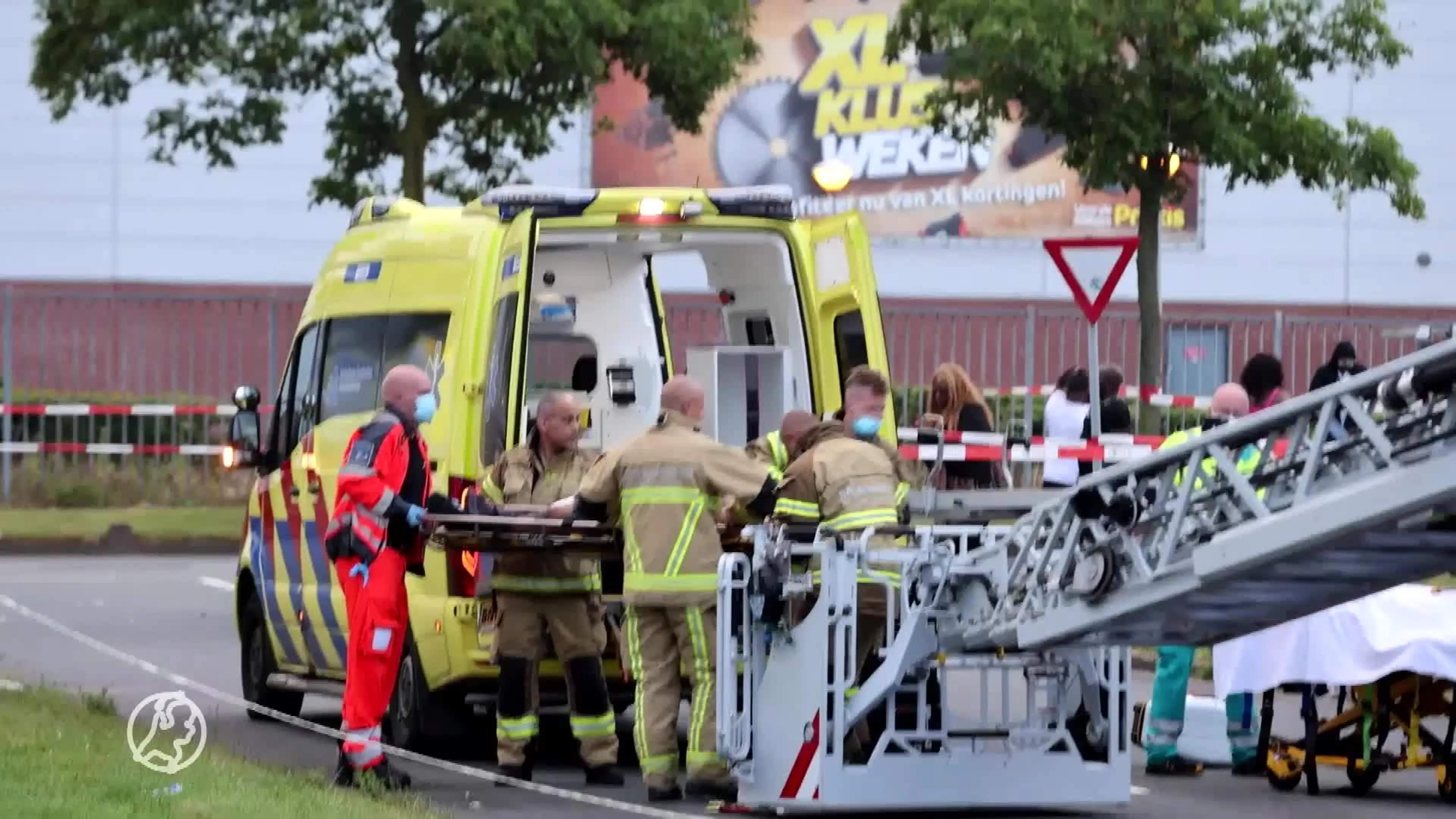 Man zwaargewond na schietpartij op 'feest' in Amsterdam