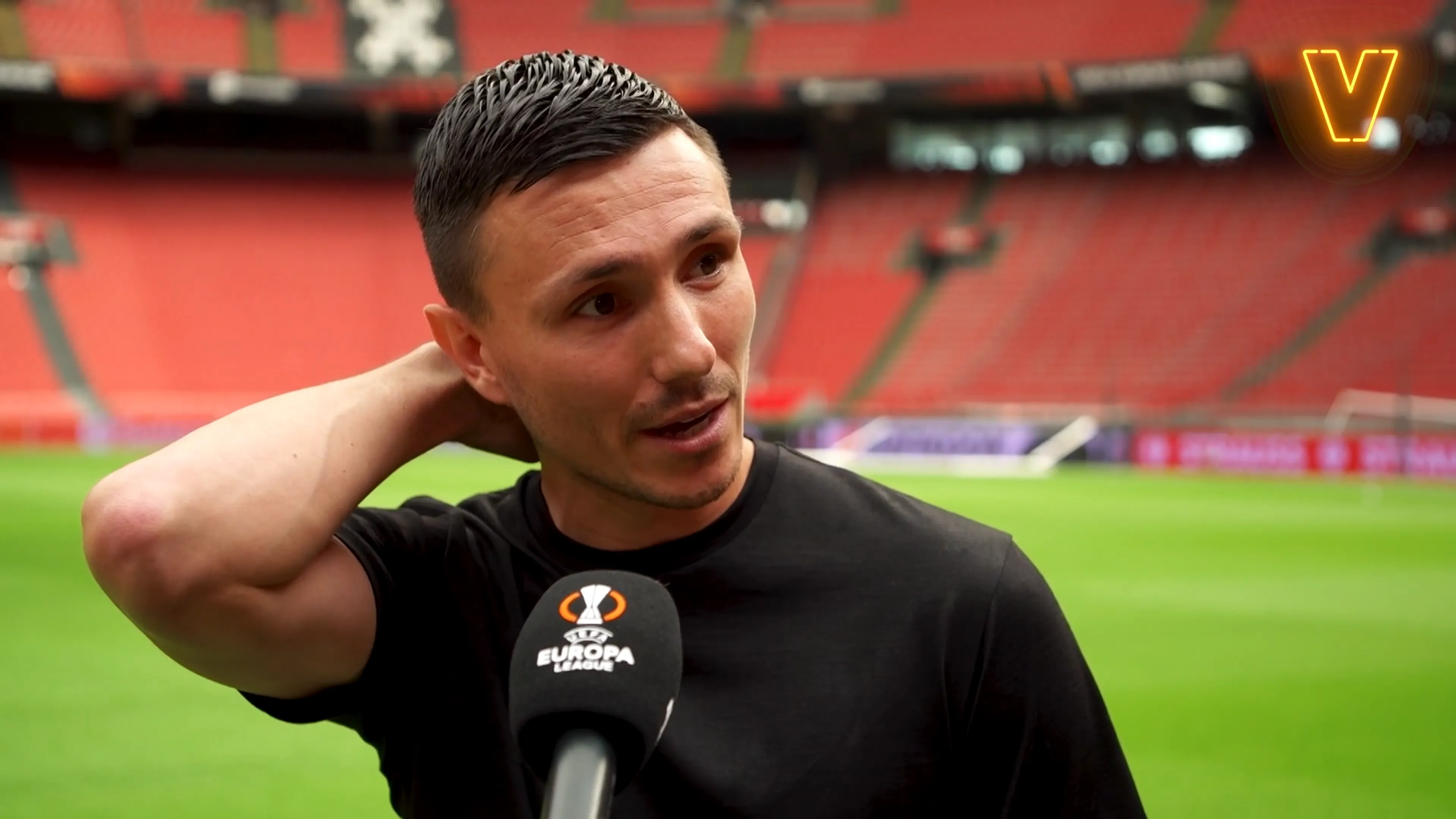 Berghuis over onrust bij Ajax: 'Dat het niet meehelpt, dat is duidelijk'
