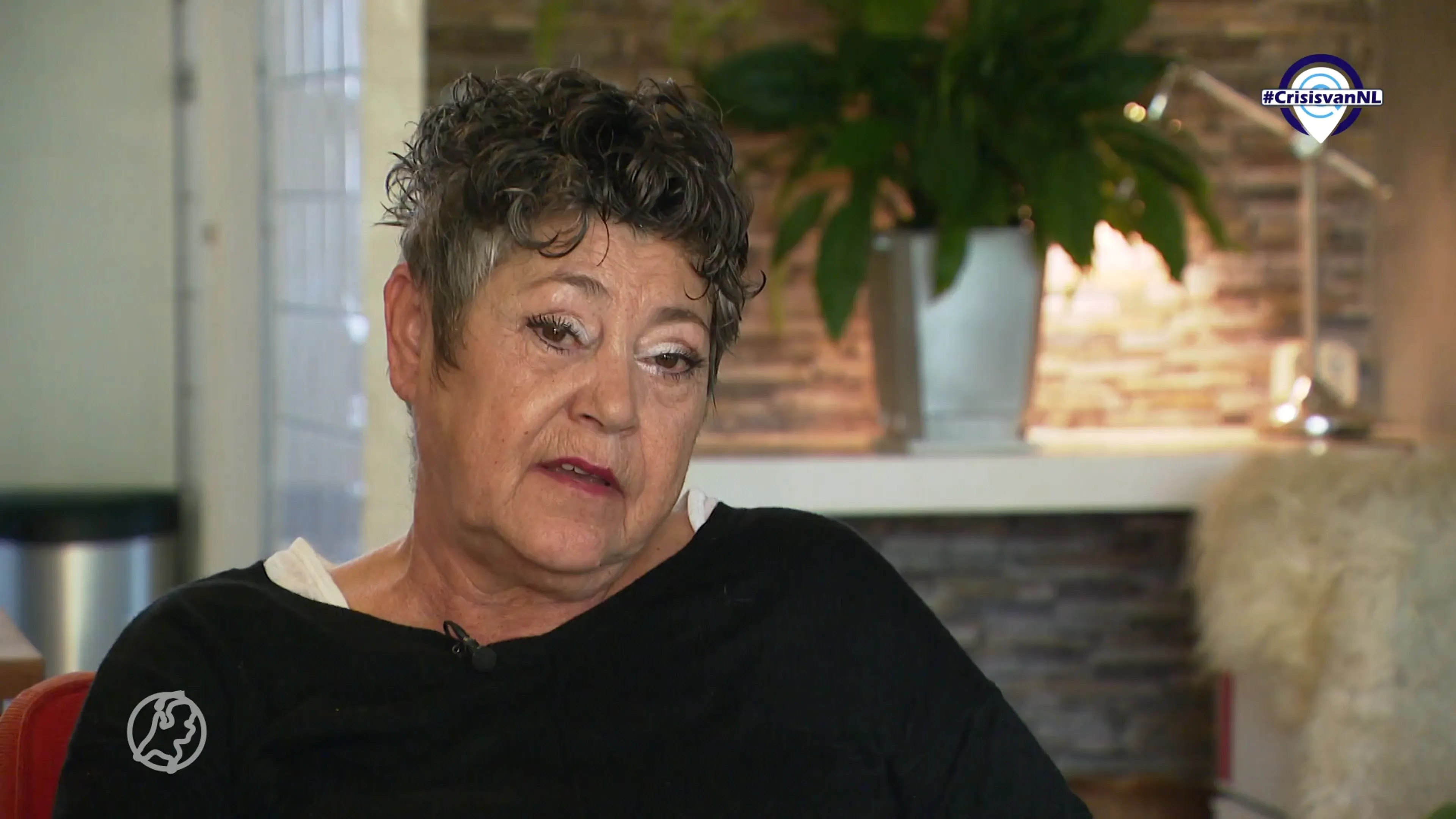 Helen blijkt reddende engel voor Conny, die moet rondkomen van krap vier tientjes per week
