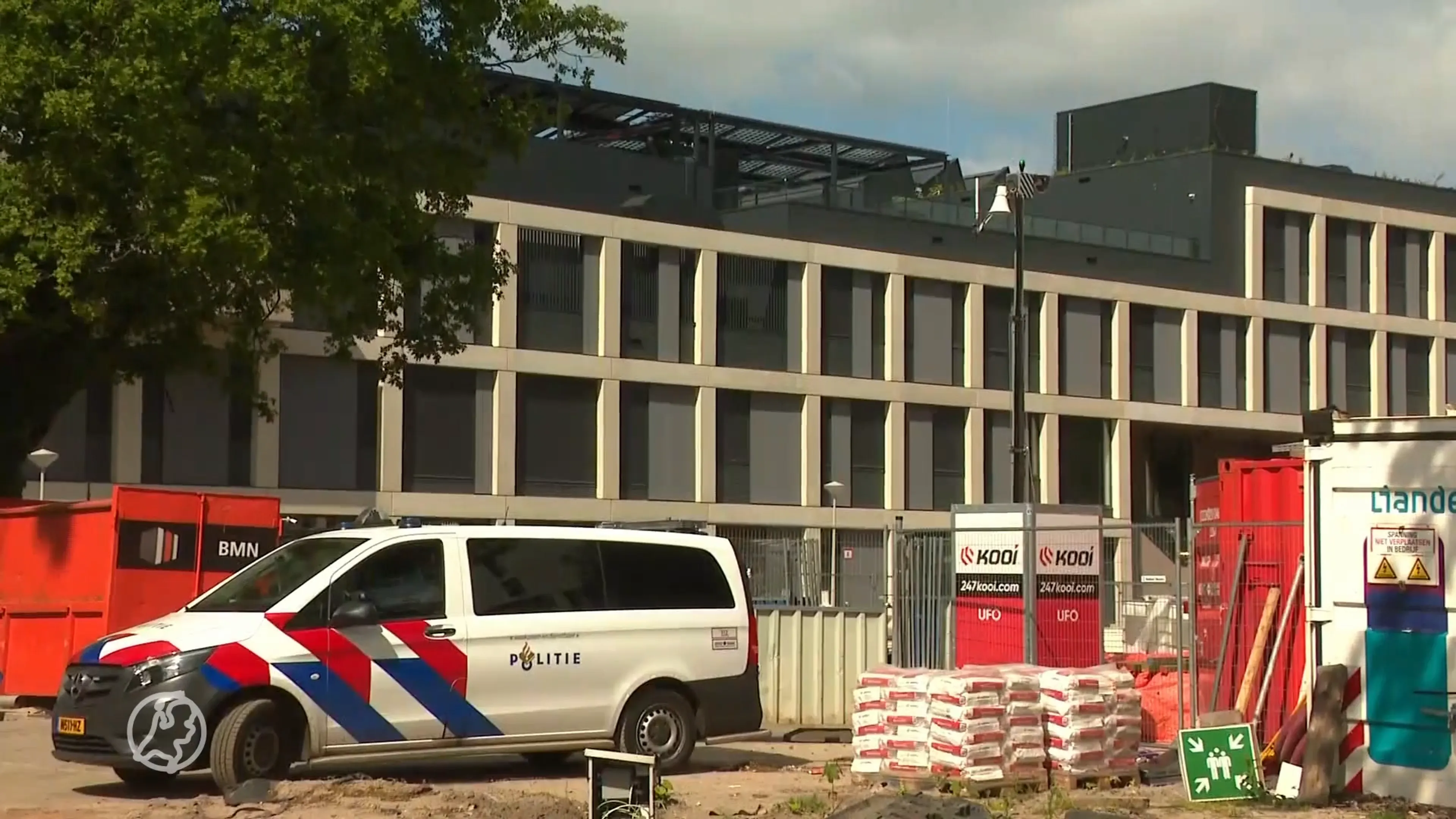 Middelbare school in Amsterdam dicht na bedreiging met schietpartij