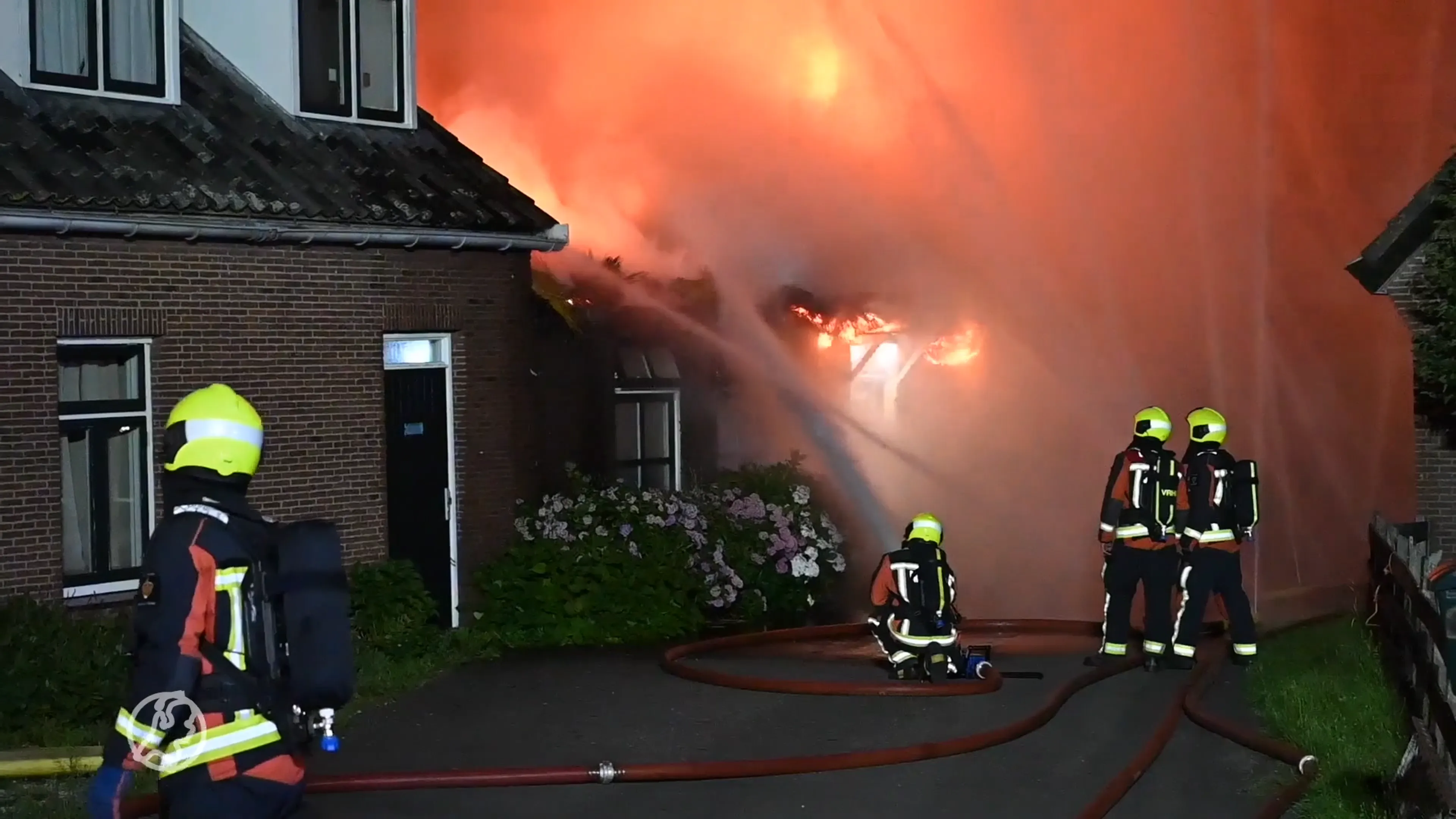 Brand in zorgboerderij Alphen aan den Rijn, bewoners geëvacueerd