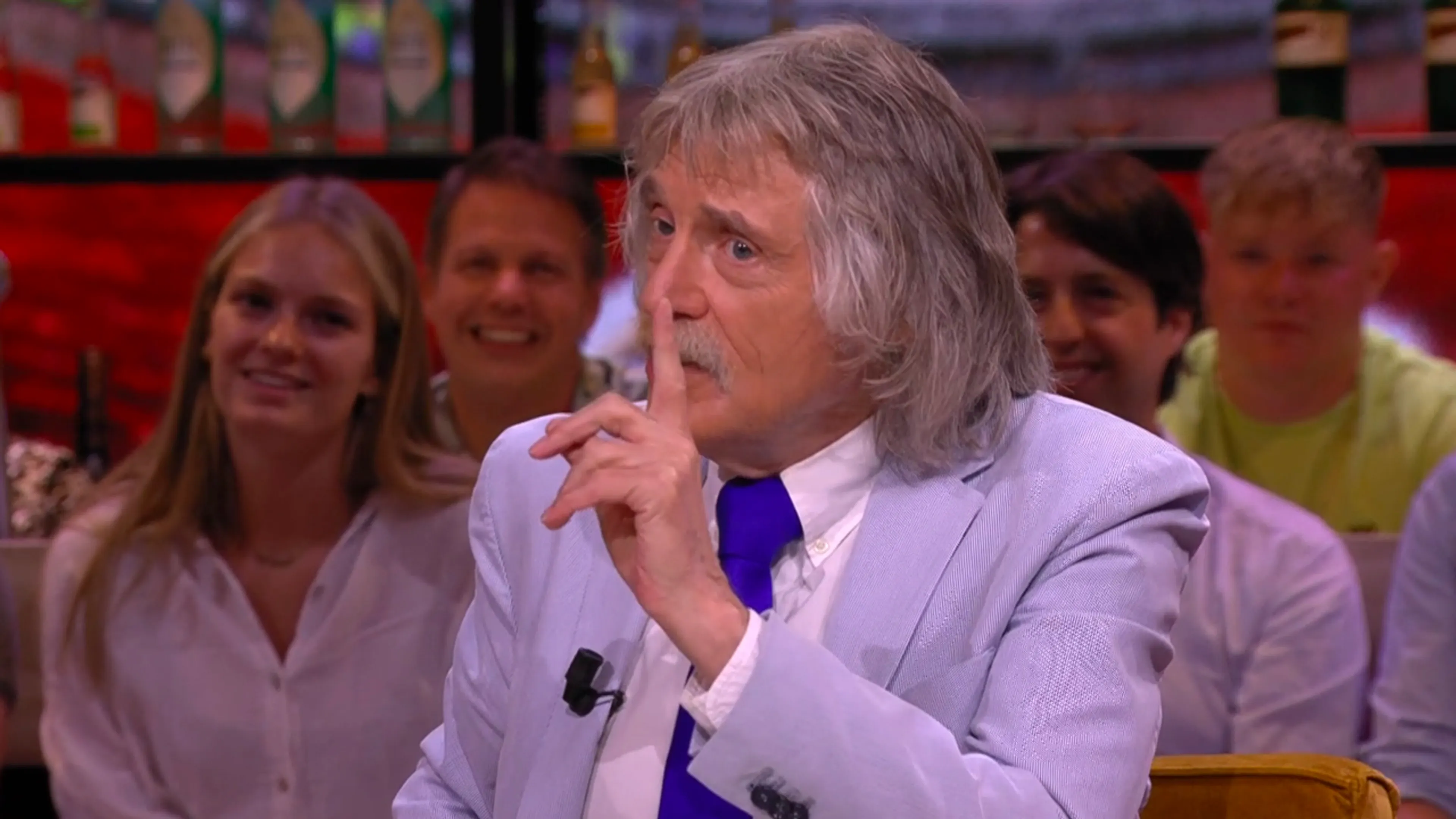 Johan haalt uit naar Ten Hag: 'Zo ga je met schoolkinderen om!'