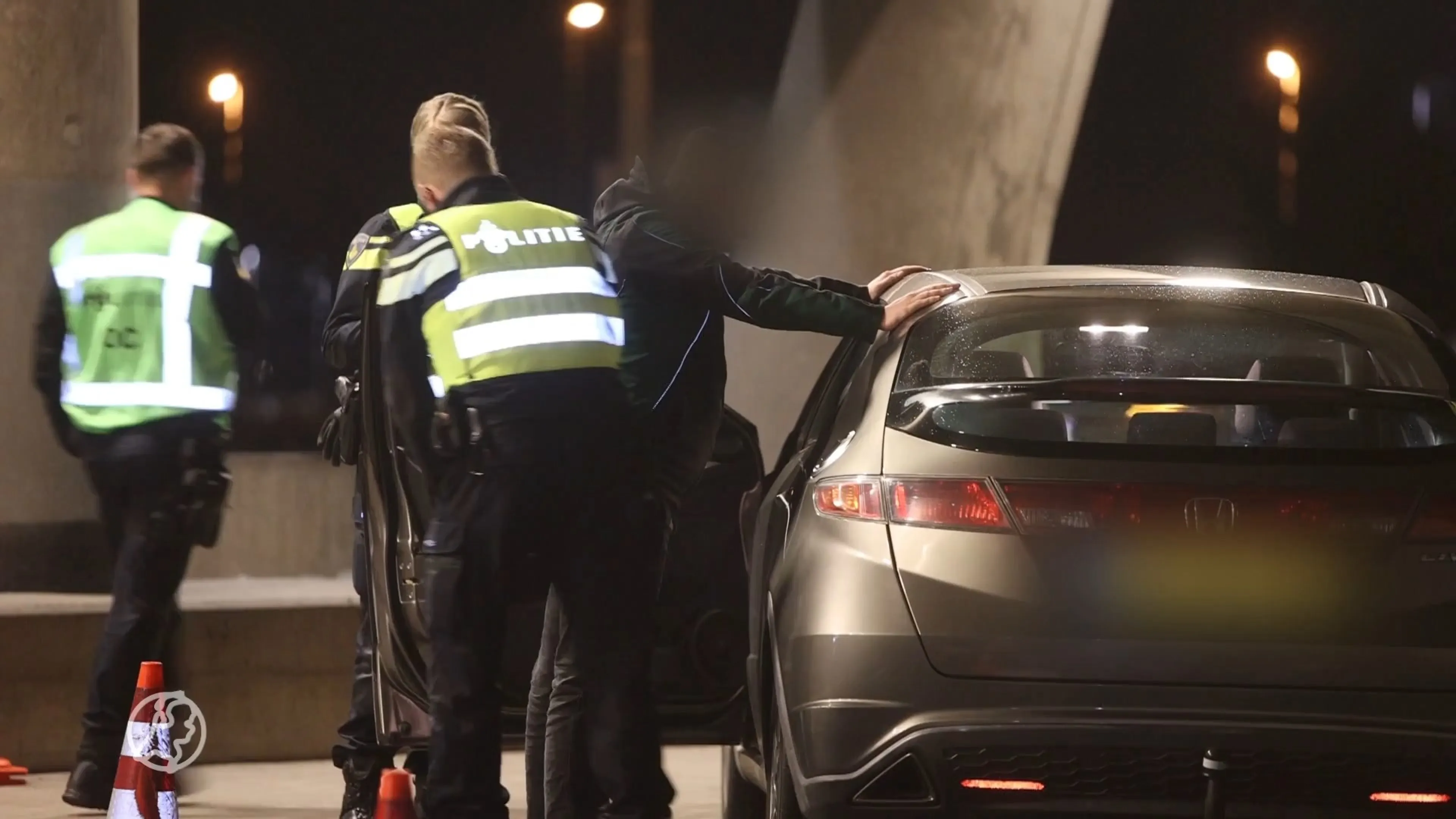 Grote politieactie in Hedel vanwege afpersingszaak