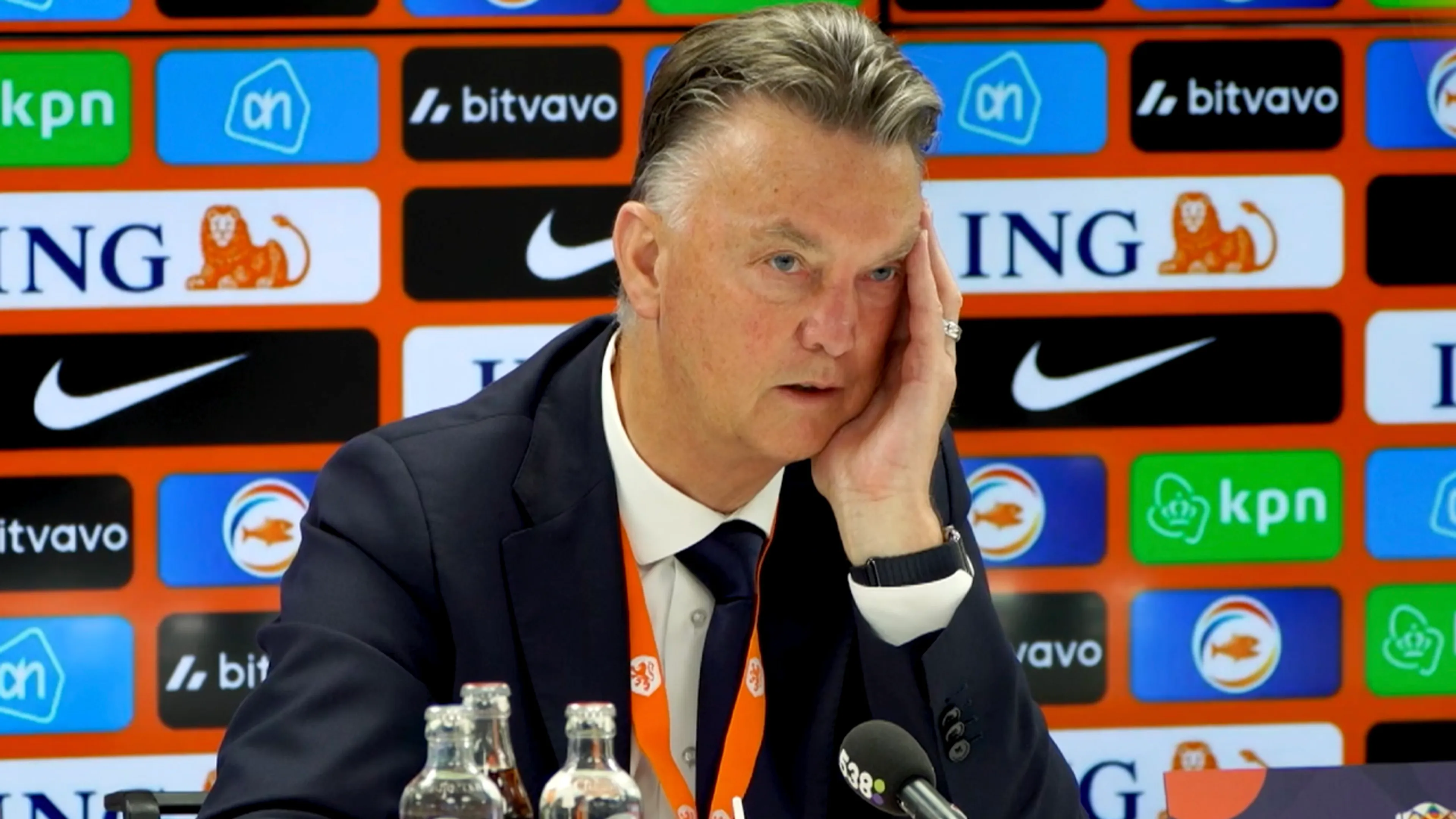 Van Gaal speelt liever niet meer in De Kuip: ‘Allemaal oude troep’