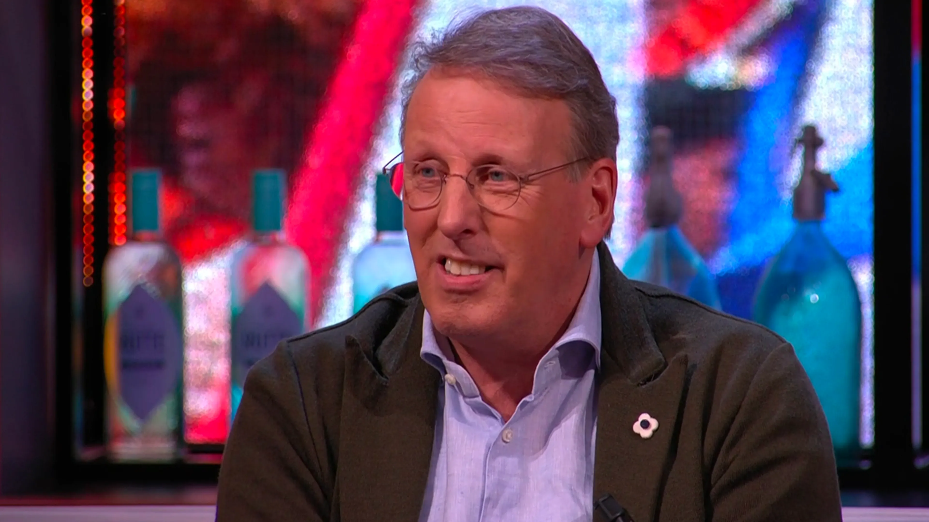 Chris Woerts vindt 'WK-boycot' ING hypocriet: 'Zij hebben de stadions gefinancierd!'