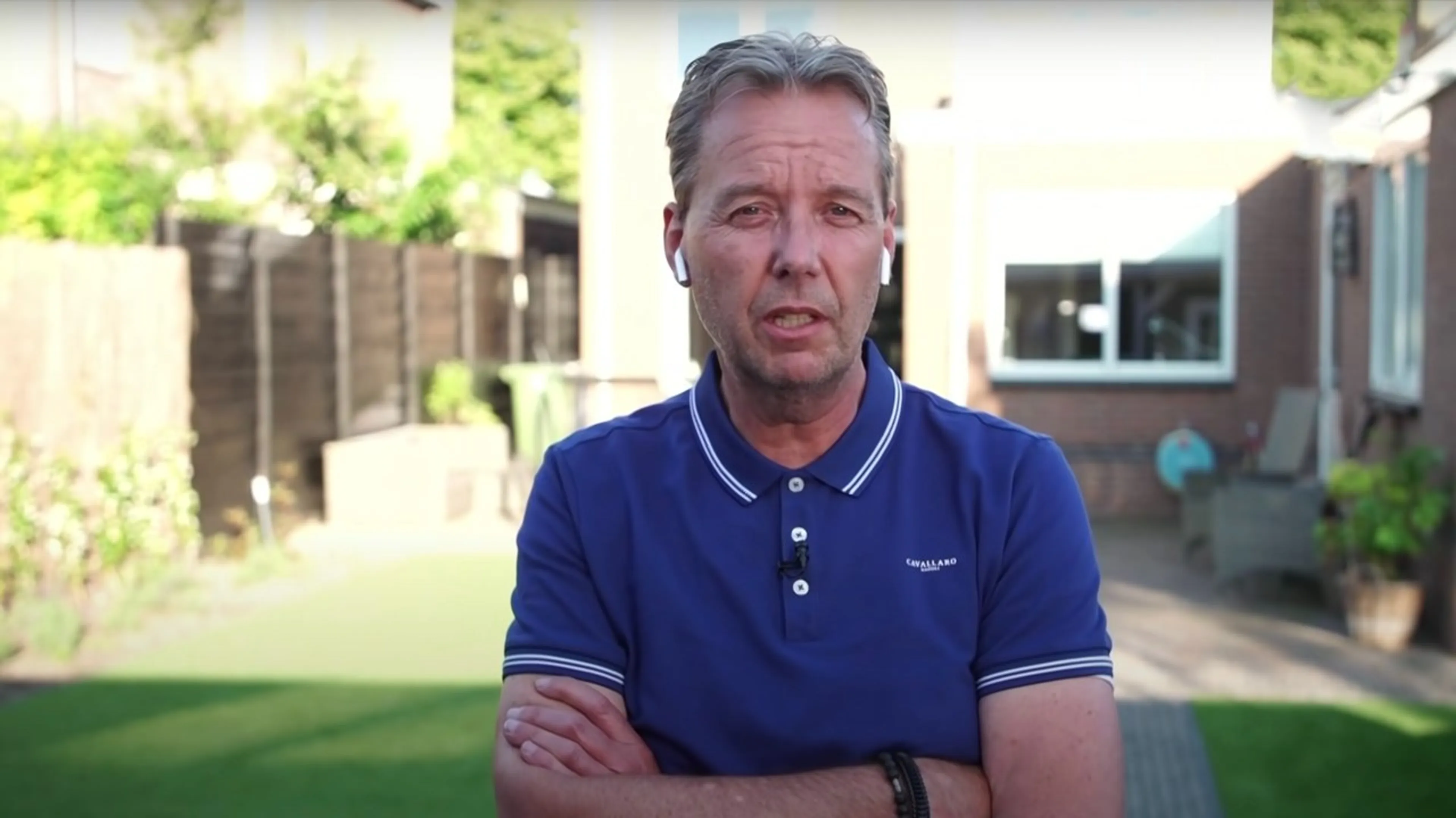 Valentijn heeft simpele verklaring voor botsing met Van Gaal tijdens persconferentie