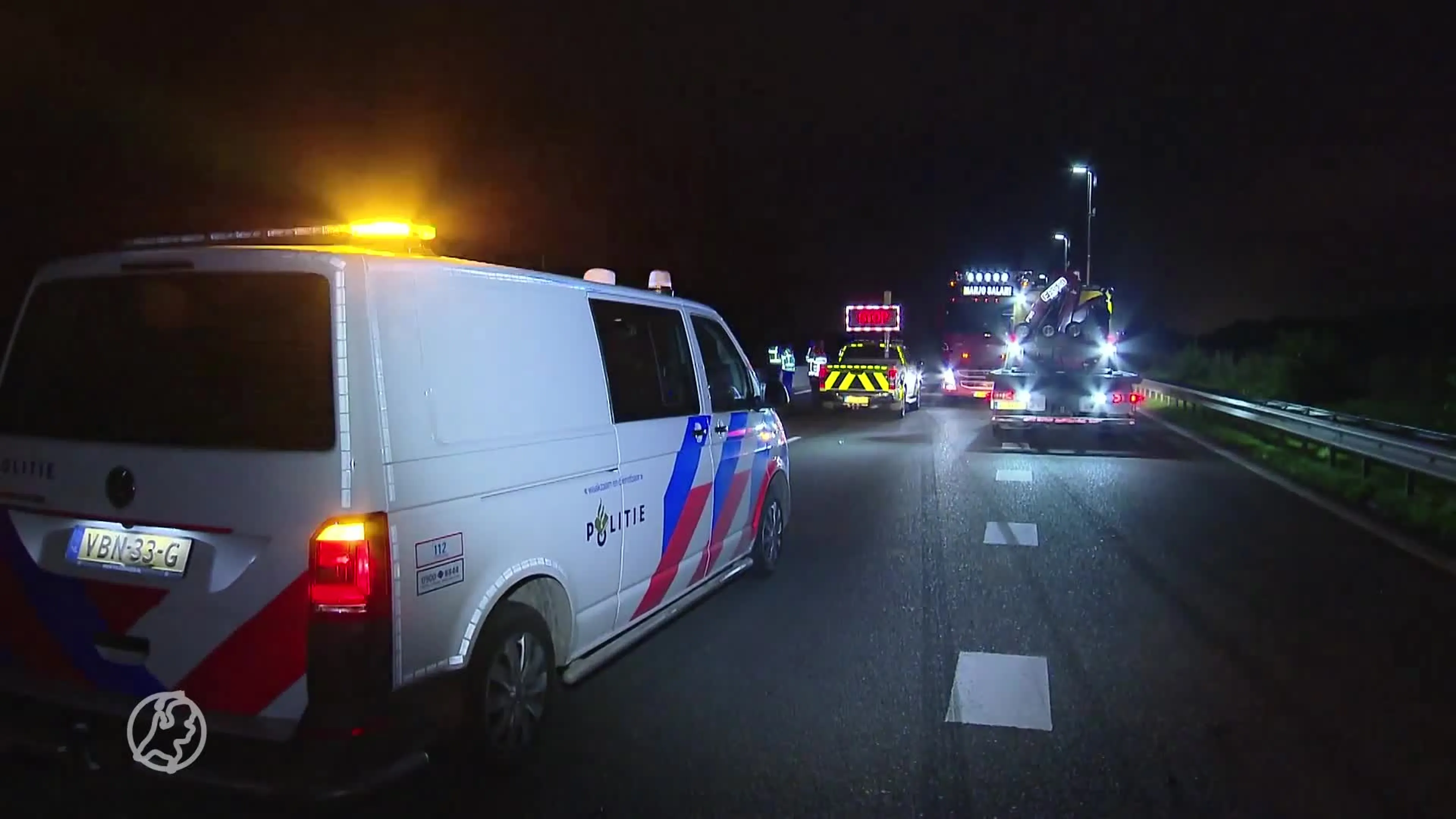 Drie gewonden door ongeval op A67 bij Maasbree, inzittenden nemen de benen
