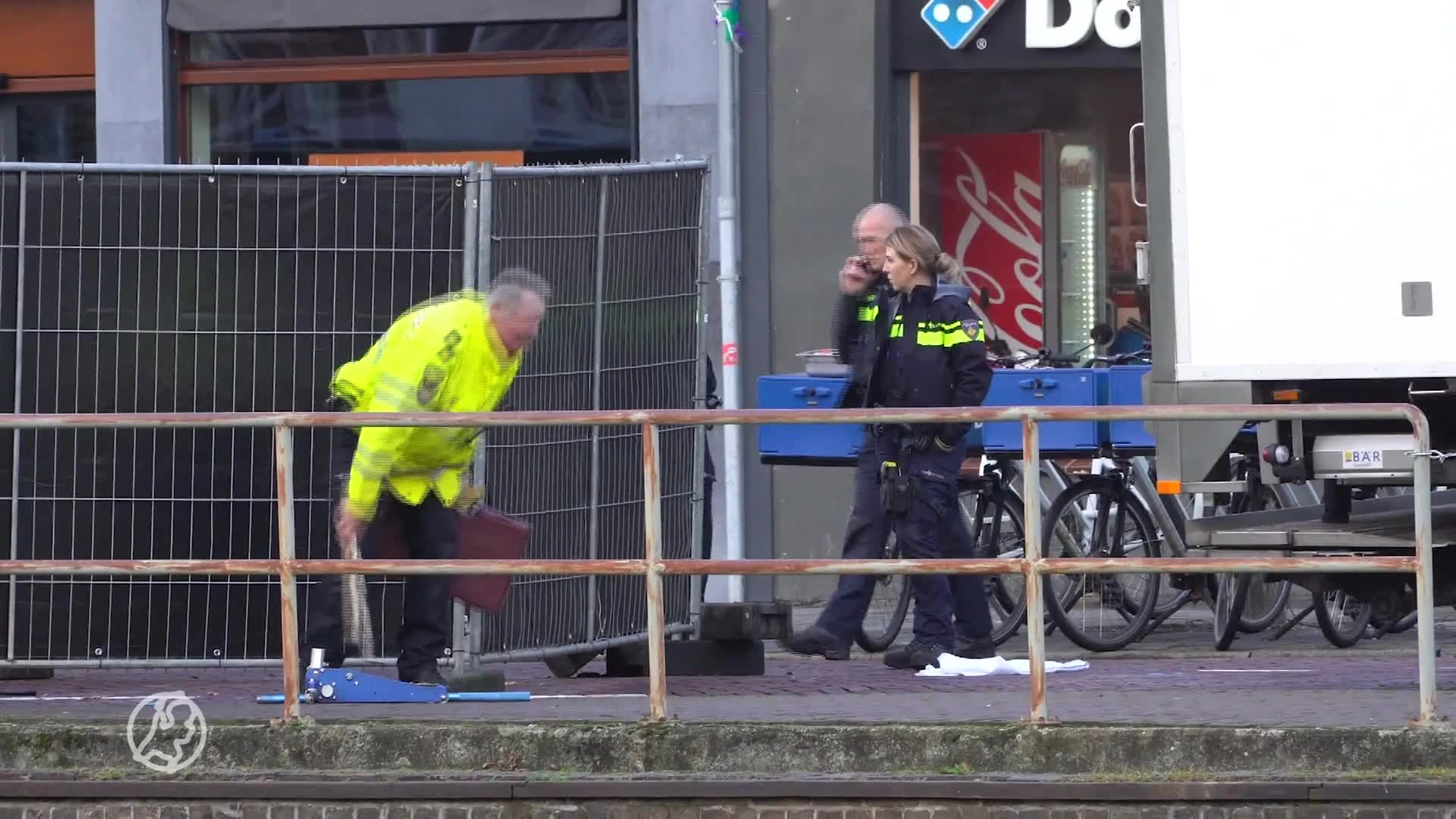 Meisje (16) op fiets overleden na aanrijding met vrachtwagen in Zwolle