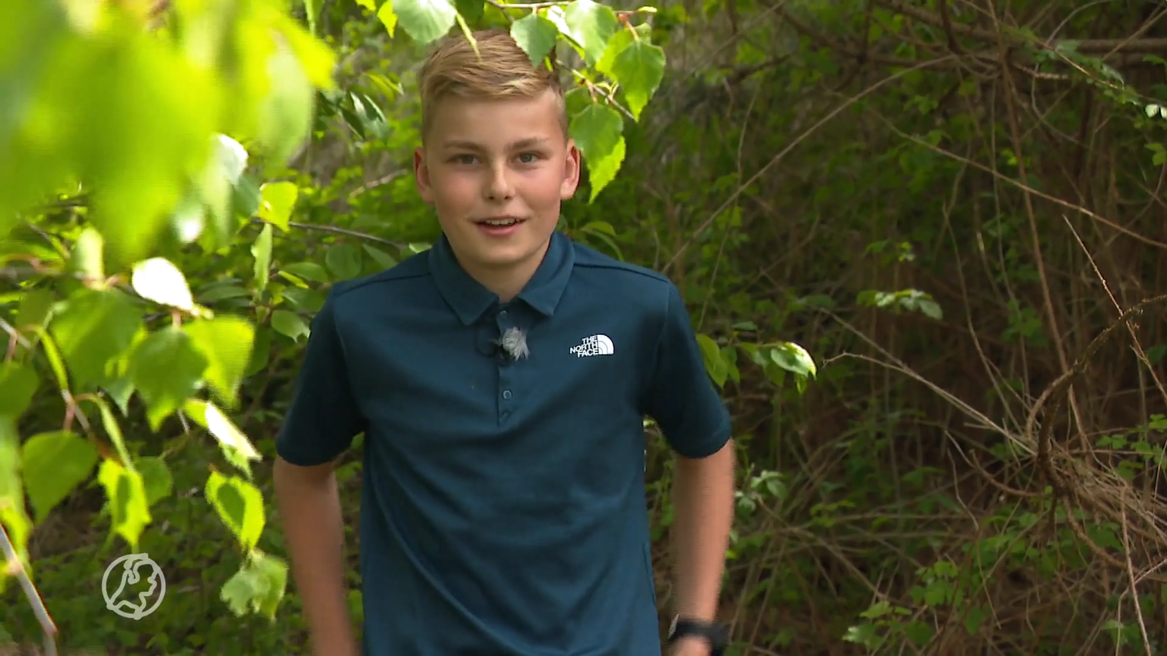 Spelende kinderen vinden tijdens portemonneetje trekken tas met explosieven