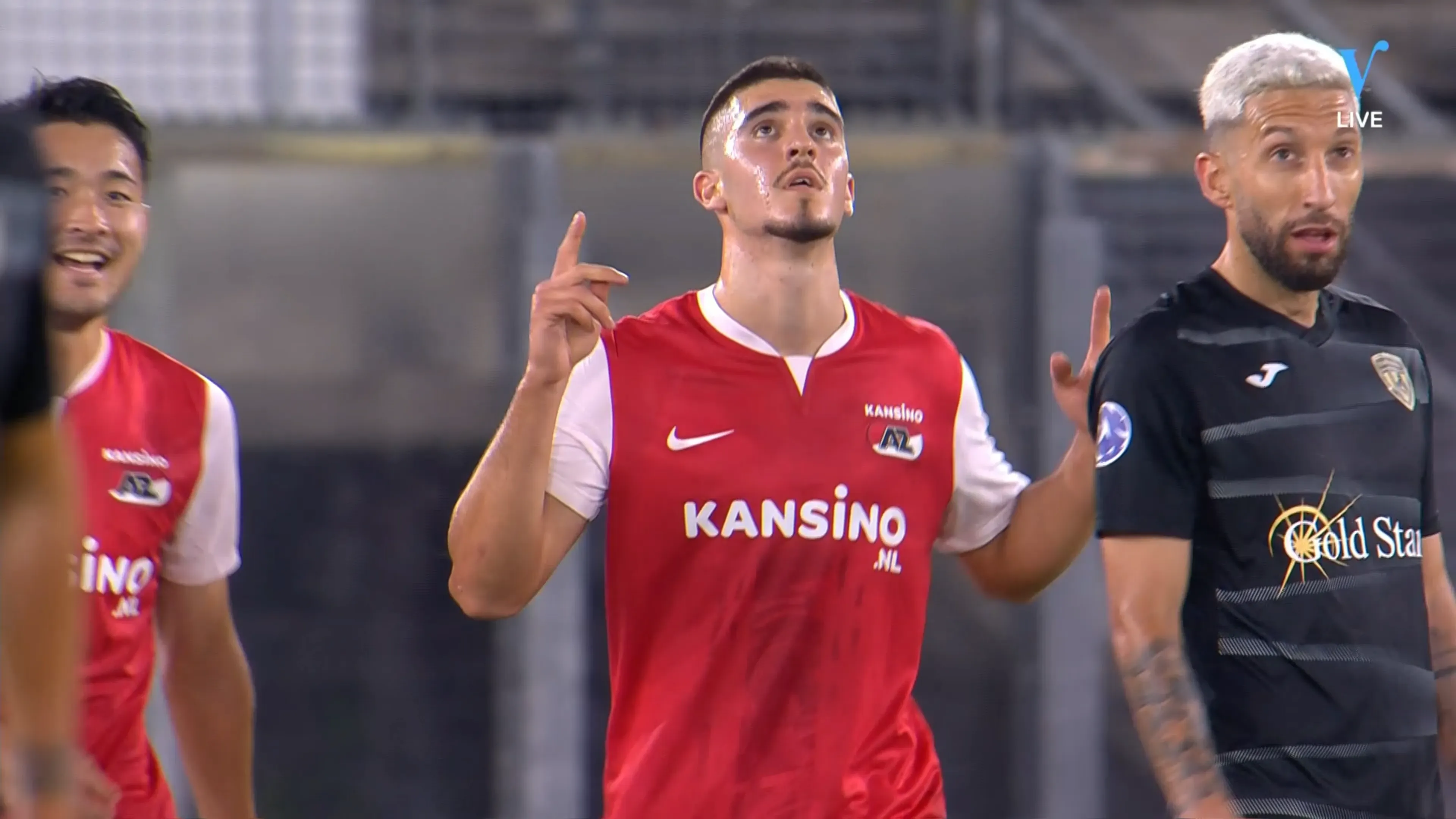 VIDEOGOAL: AZ - Santa Coloma 2-0 (Mihailovic)