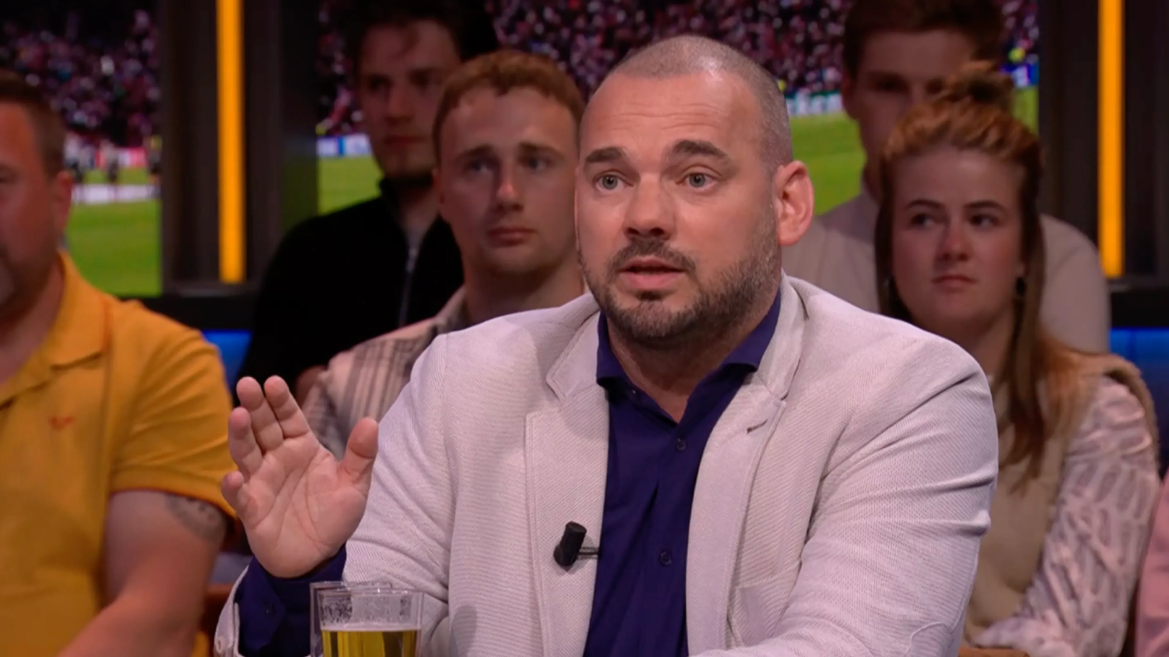 Wesley prijst Ajacied na bekerfinale: 'Hij is de enige die opstaat'
