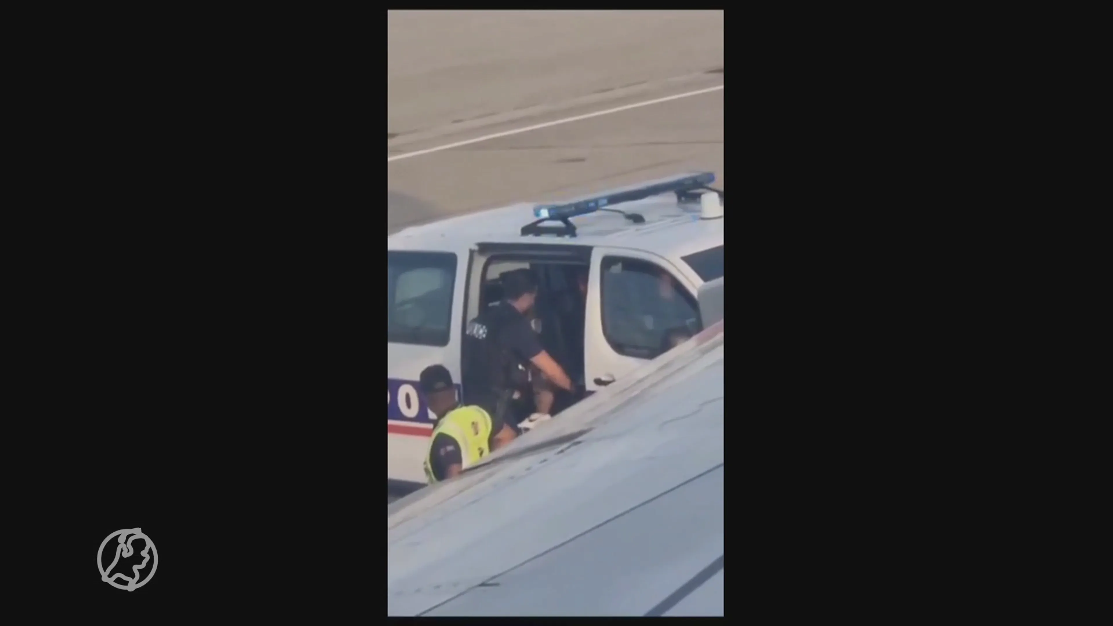 Passagiers beleven horrorvlucht door dronken man: 'Stewardess huilde door intercom'