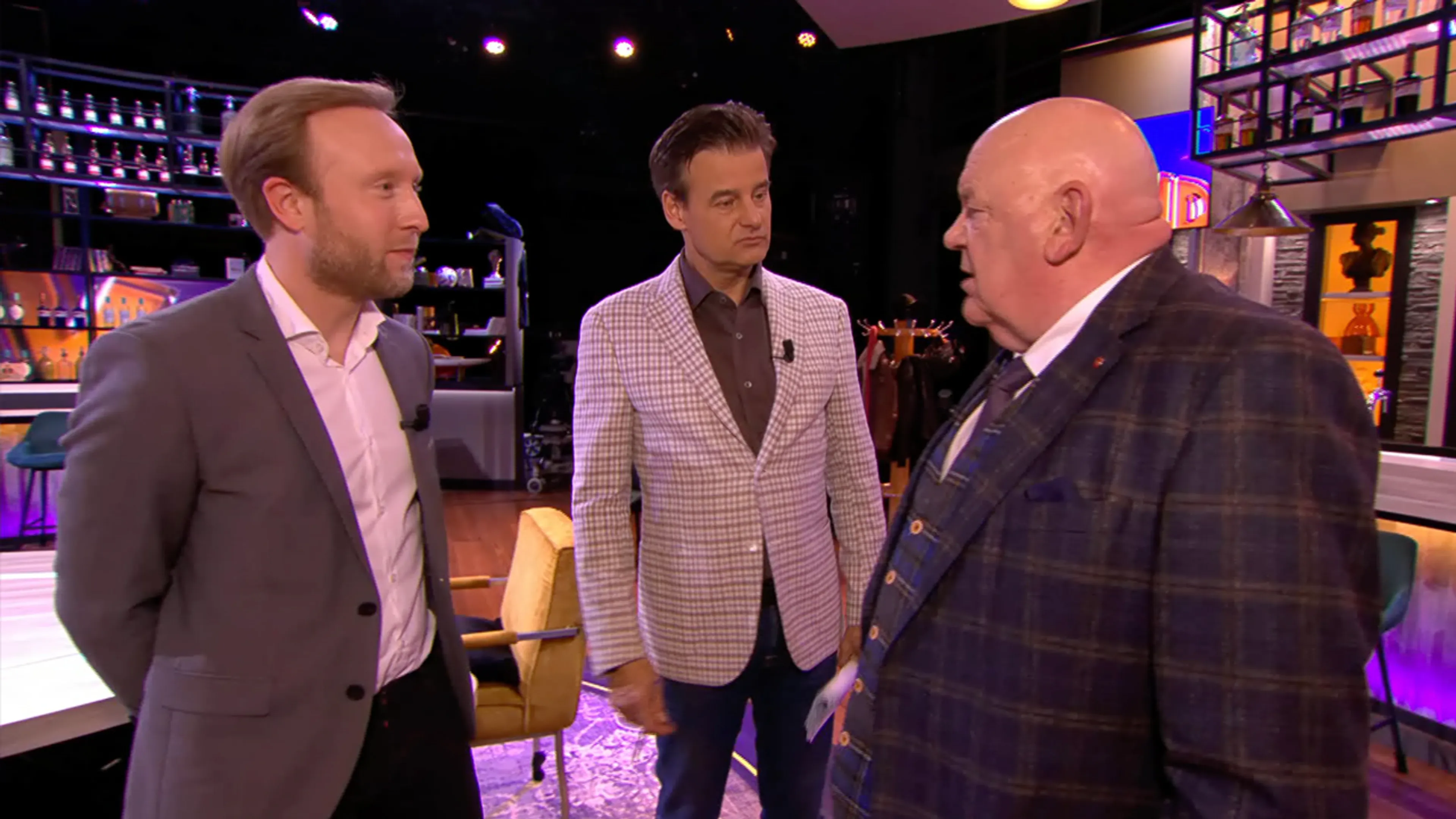In de Wandelgangen met Raymond en Pieter: 'Je bent wel streng tegen Johan, zeg!'