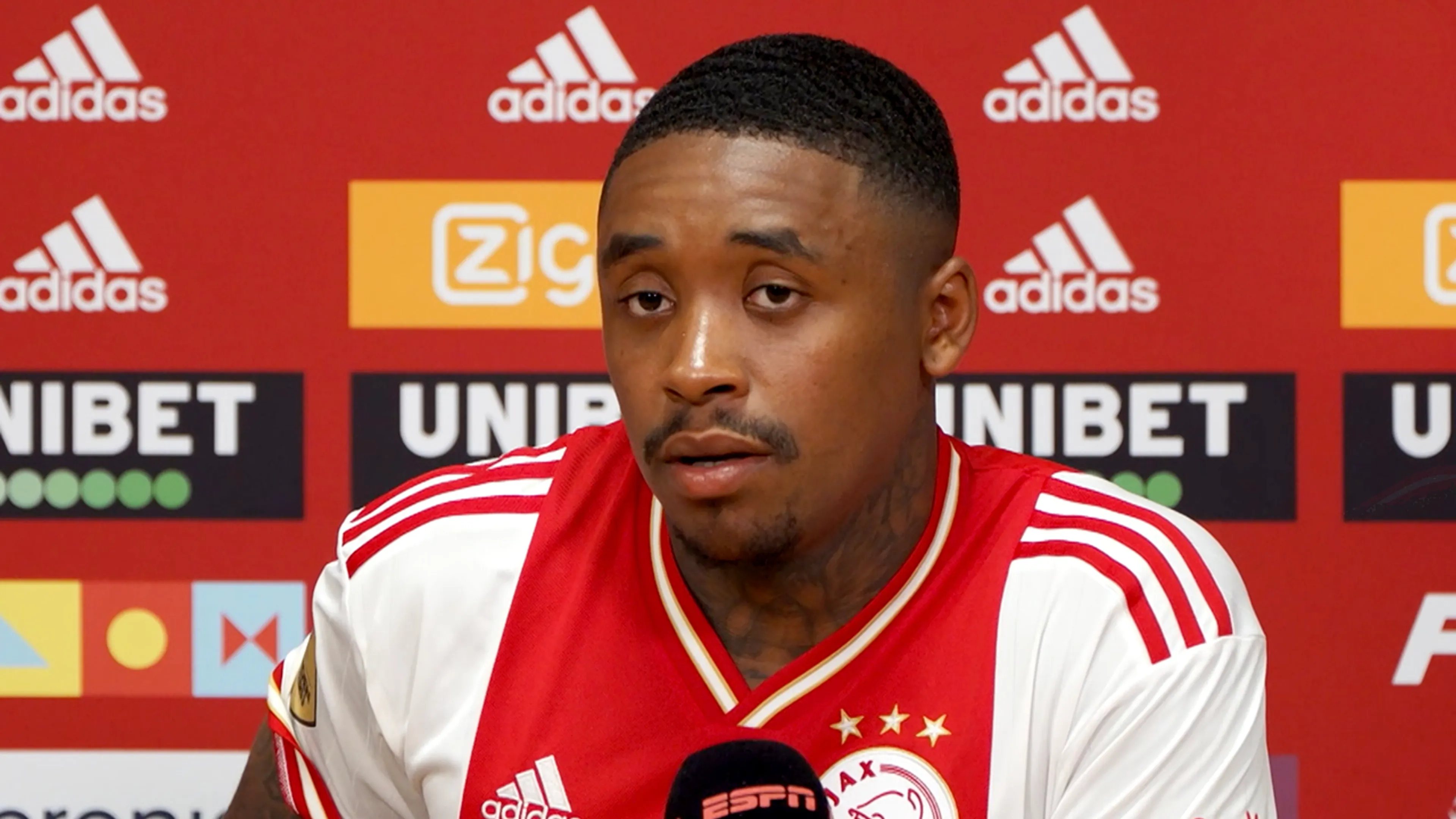 Bergwijn geniet van 'pleintjesvoetbal' Antony: 'En ook nog functioneel'