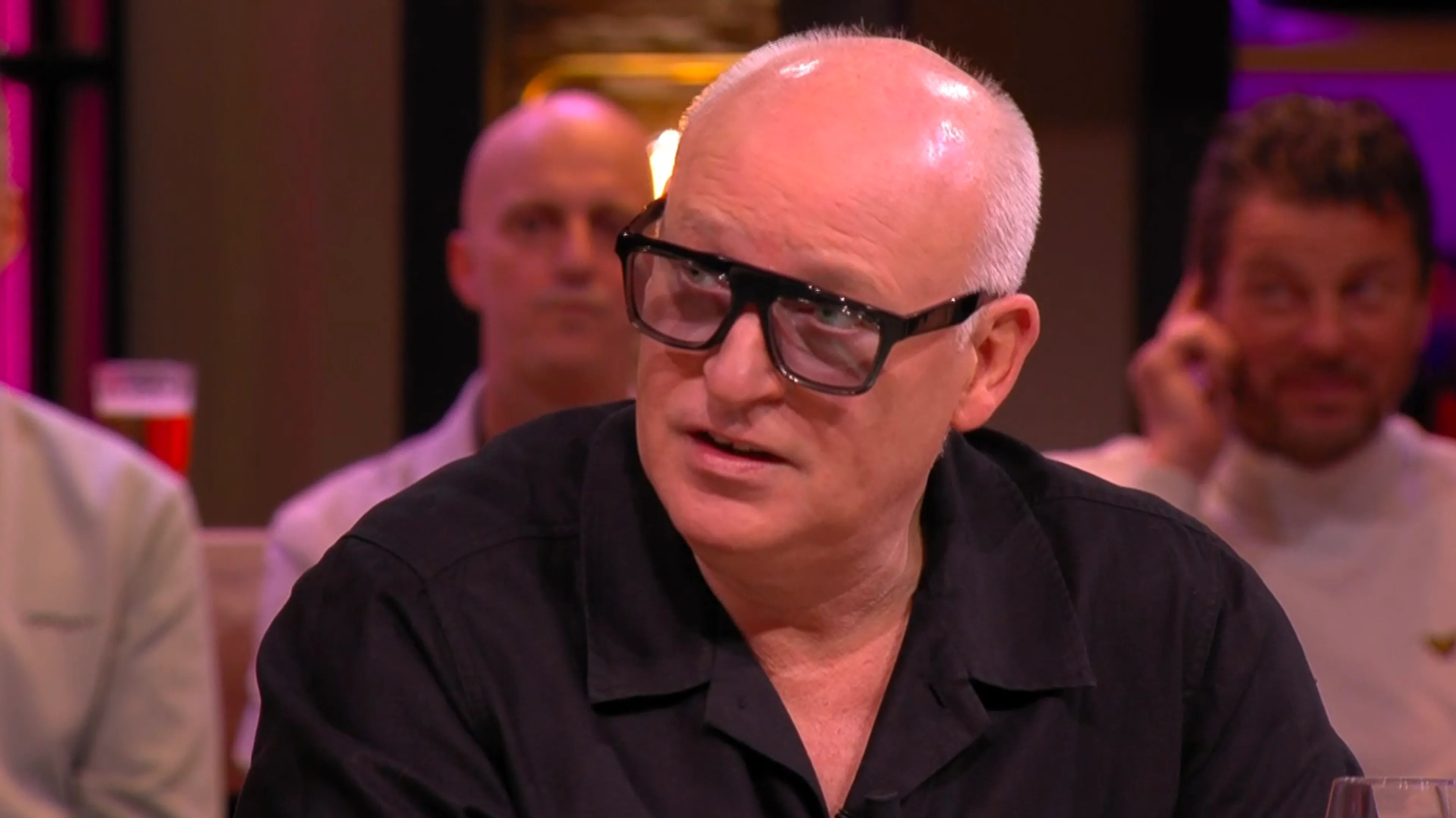 René zag talkshow Jinek alwéér verstoord worden: 'Dit was opgezet'
