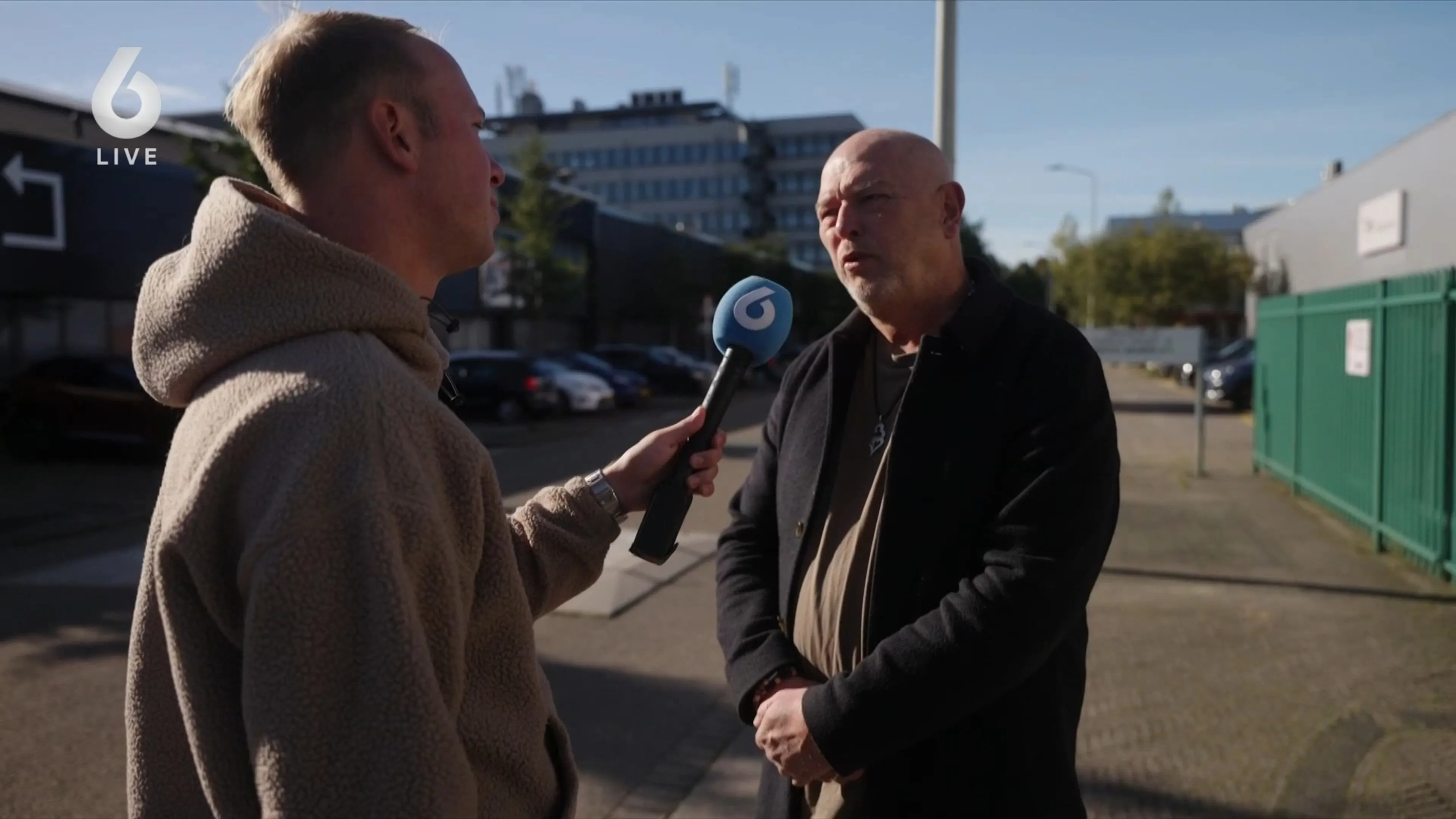 Bewoner zijn de straatraces in Den Haag zat