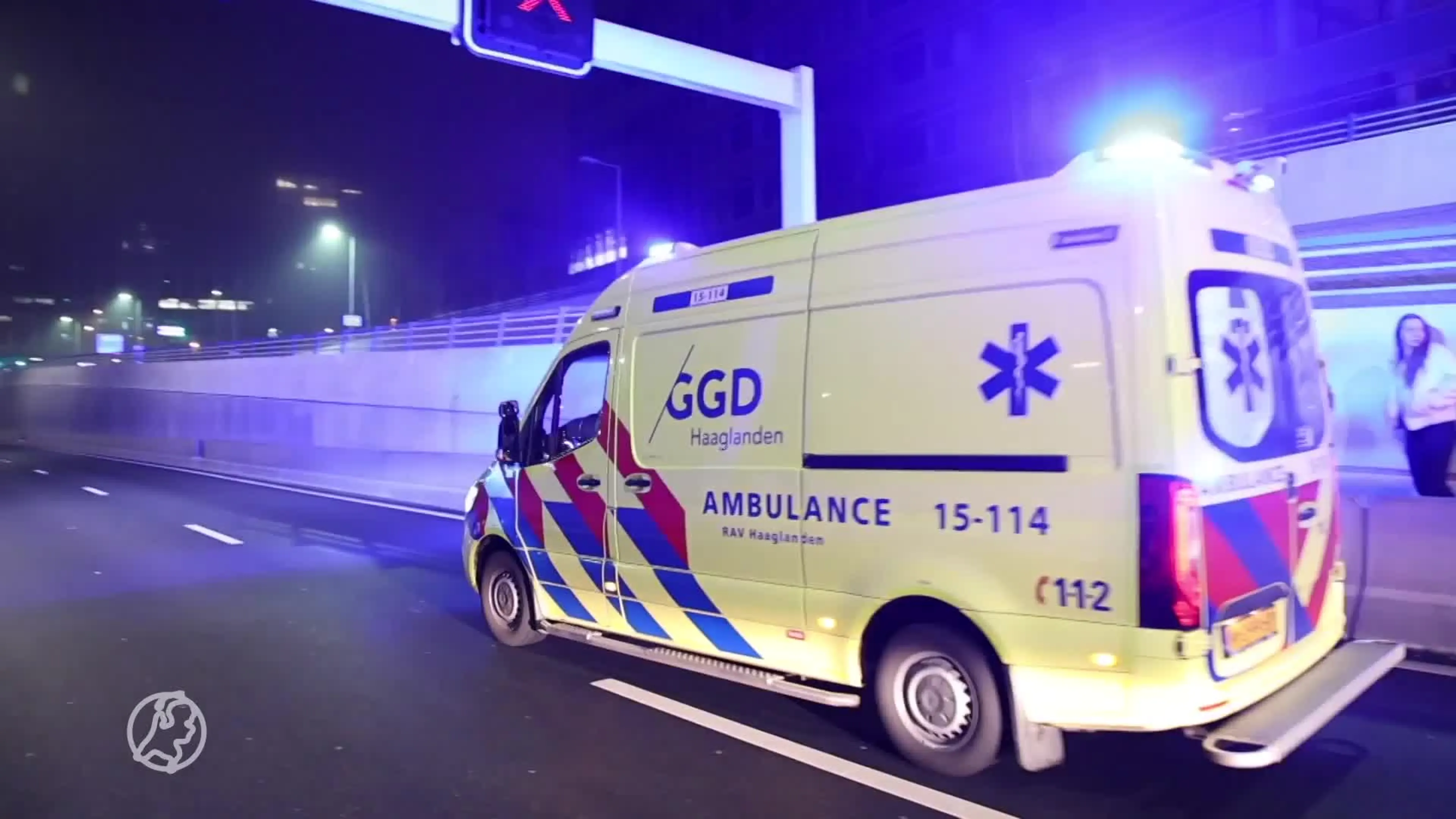 Bestuurder raakt zwaargewond bij ongeluk op A12, bijrijder ongedeerd