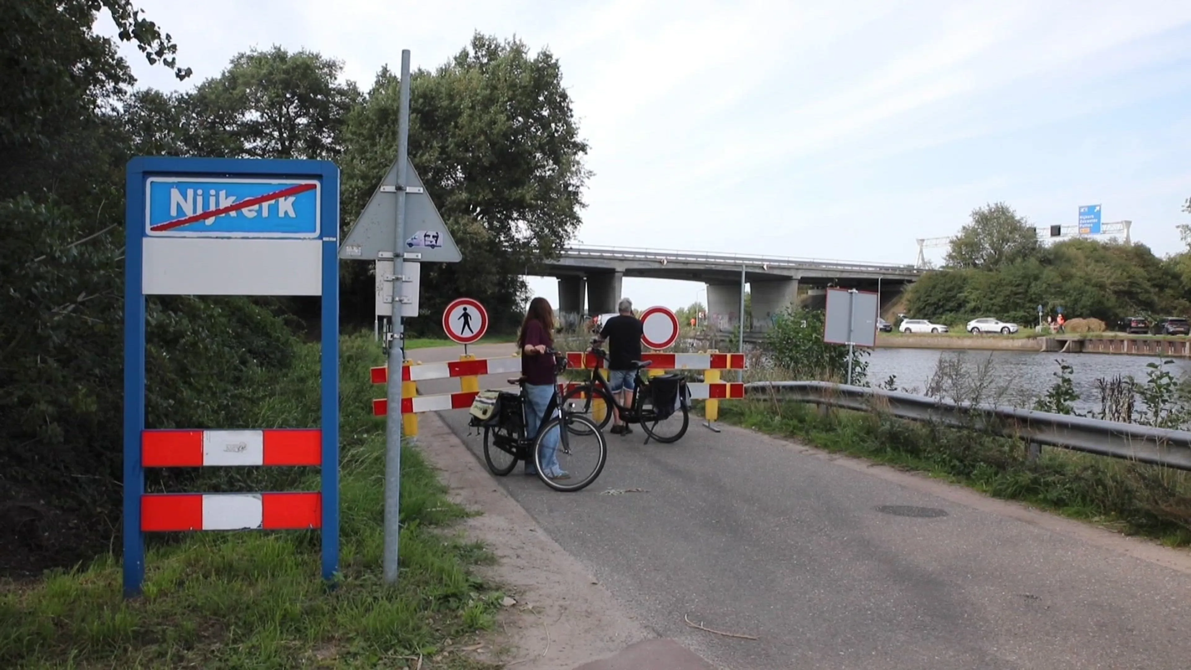 Hardenbergerbrug (A28) bij Nijkerk nog zeker 48 uur dicht