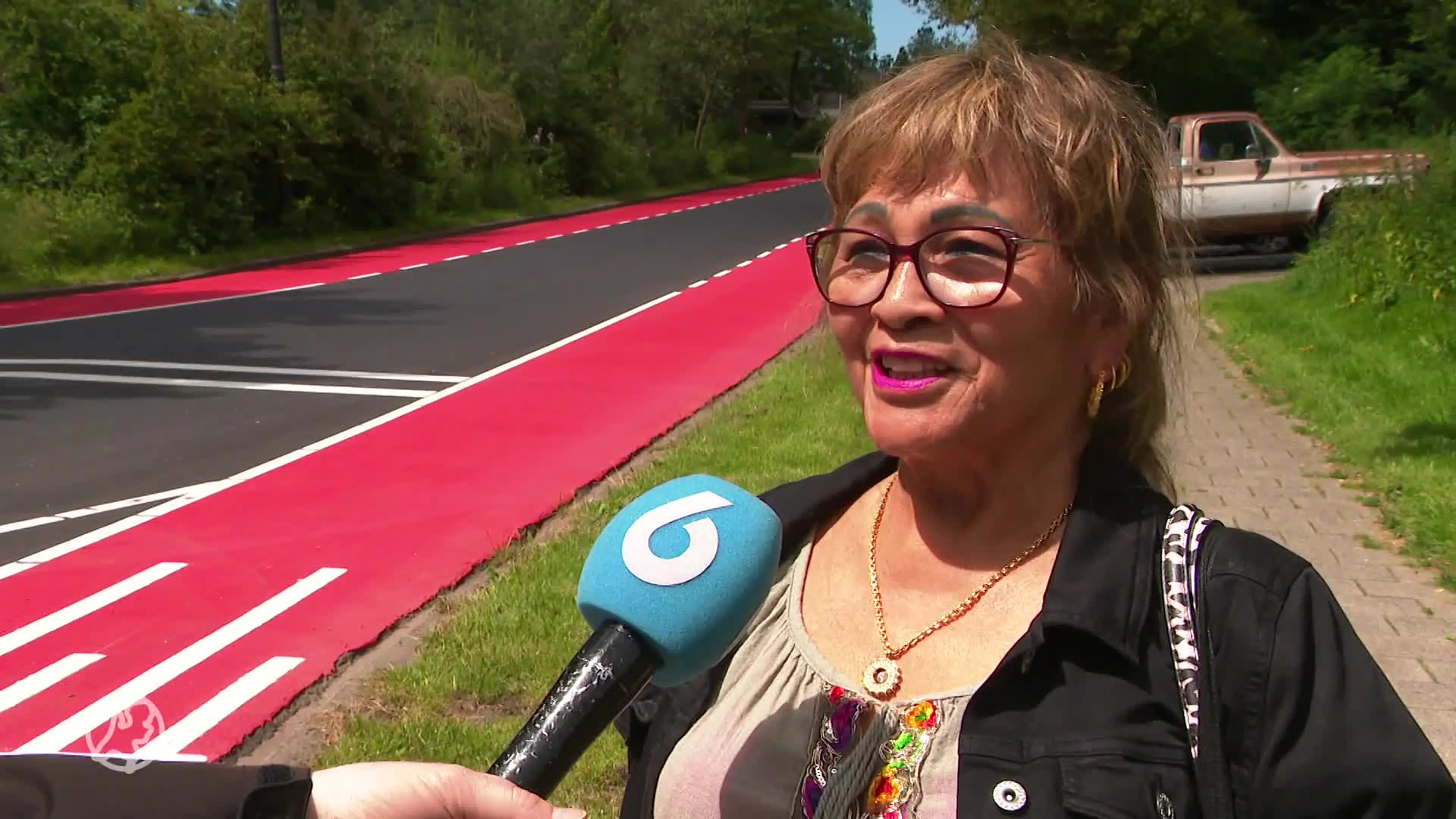 Mooi rood is niet lelijk, toch? Nieuw fietspad in Heerhugowaard doet bijna pijn aan de ogen