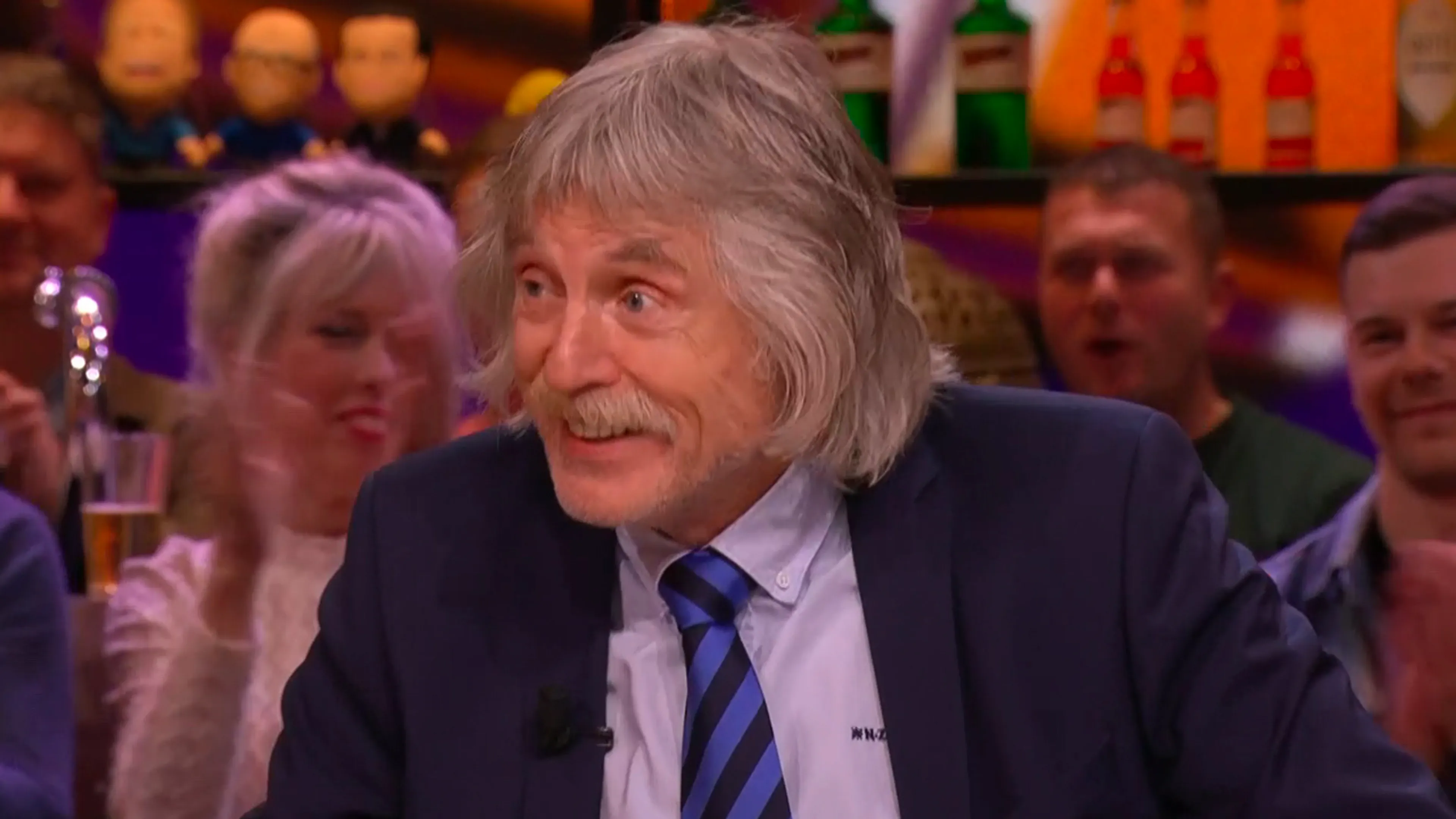 Johan vertelt anekdote over vriend met nymfomane vrouw: 'Hij durfde niet thuis te gaan lunchen...'