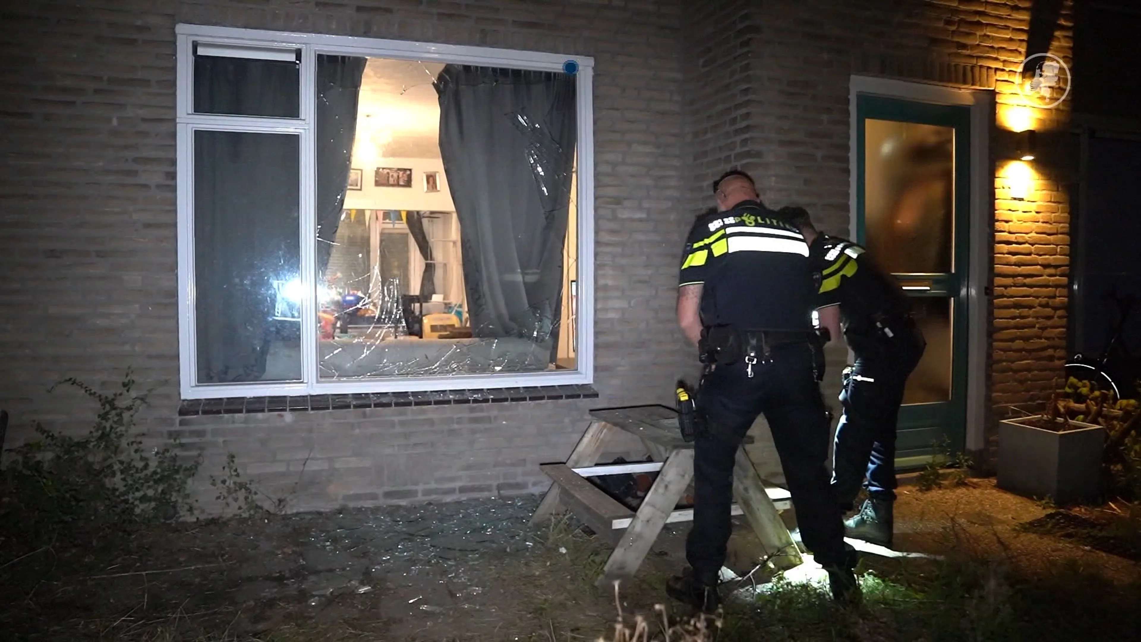 Explosie bij woning in Oss, gezin met jonge kinderen thuis