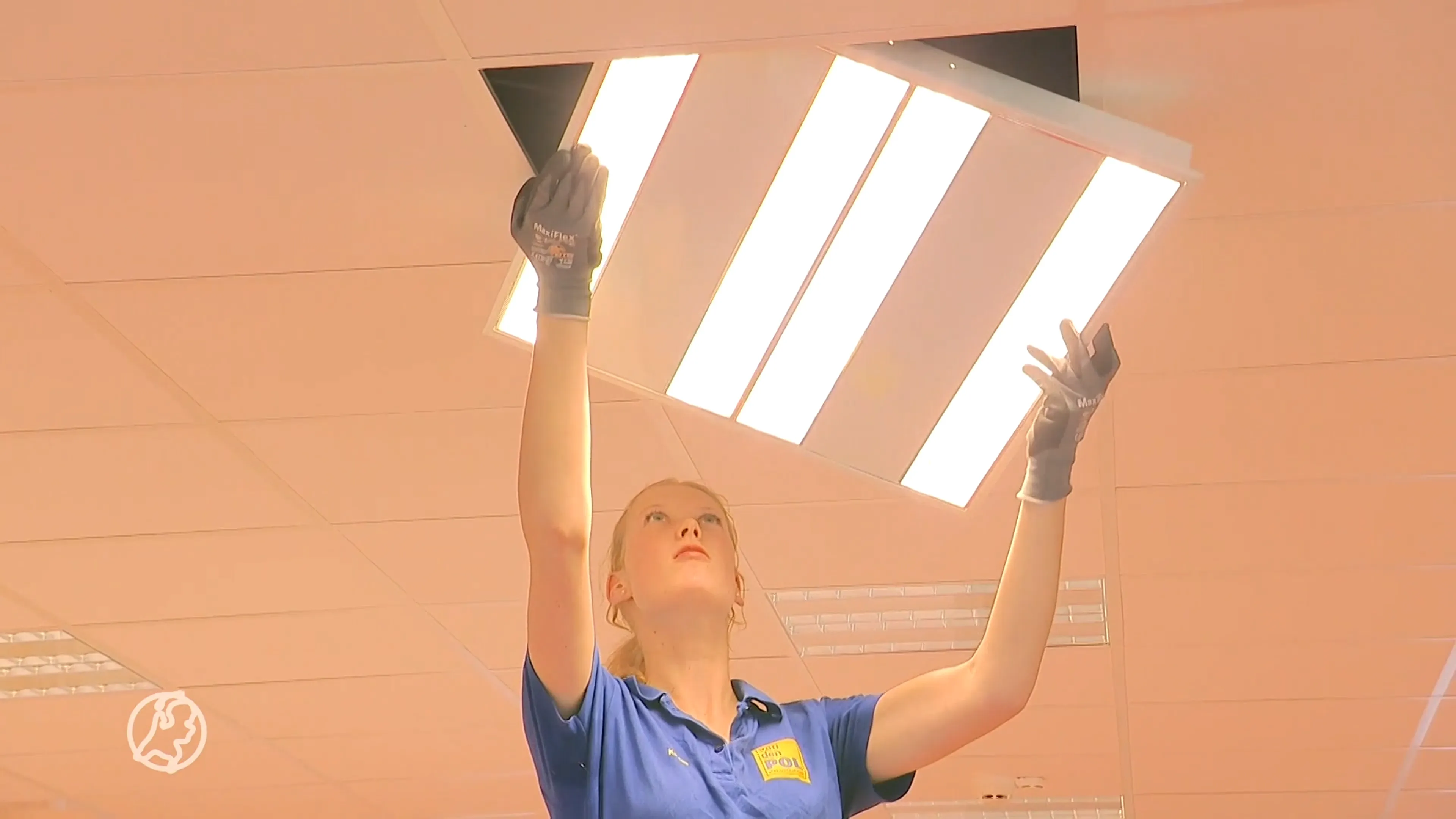 Elektricien Kaylee (19) bewijst dat techniek echt vrouwenwerk is