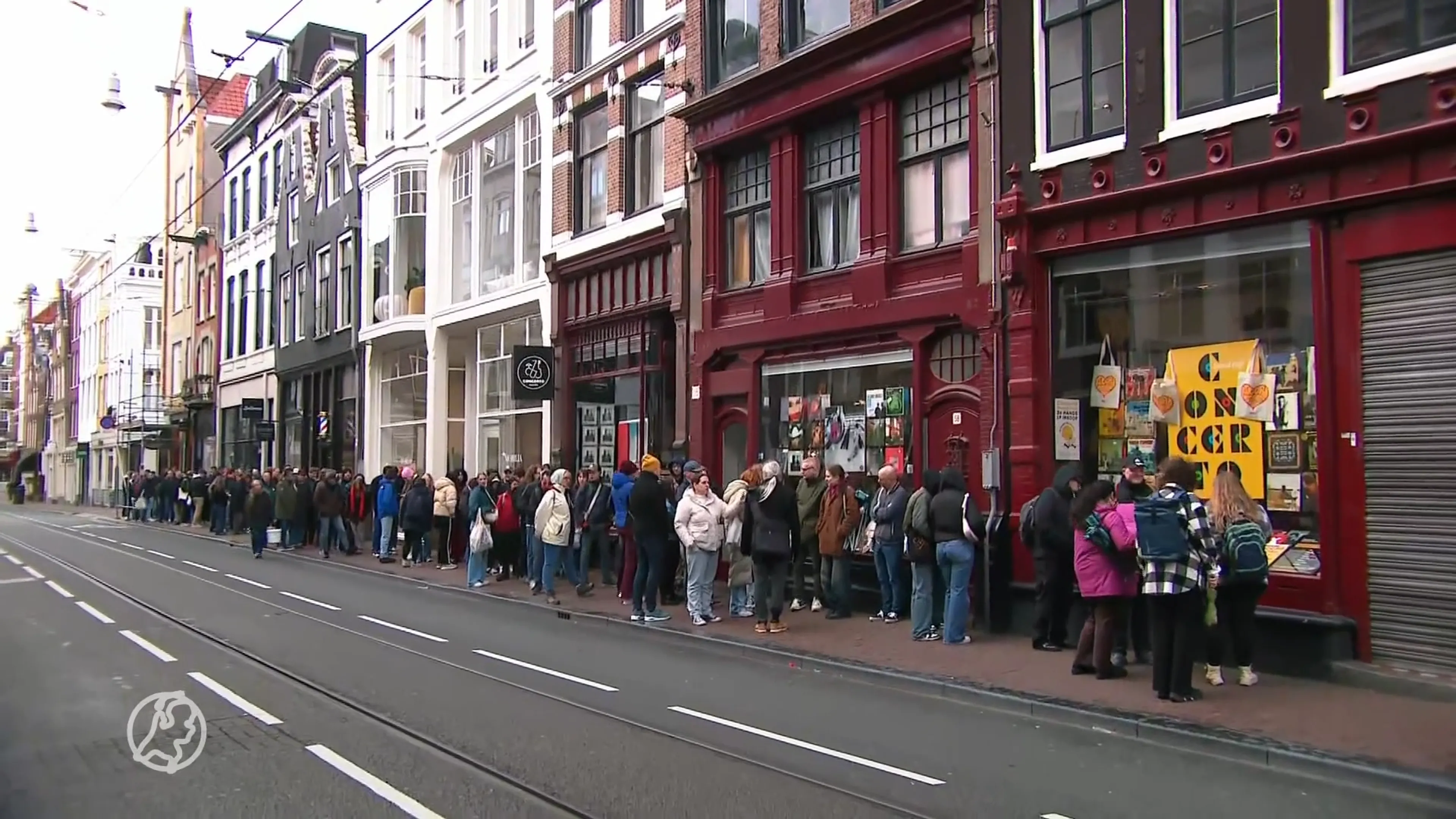 Record Store Day: Muziekfans tot het gaatje om nieuwe platen te bemachtigen