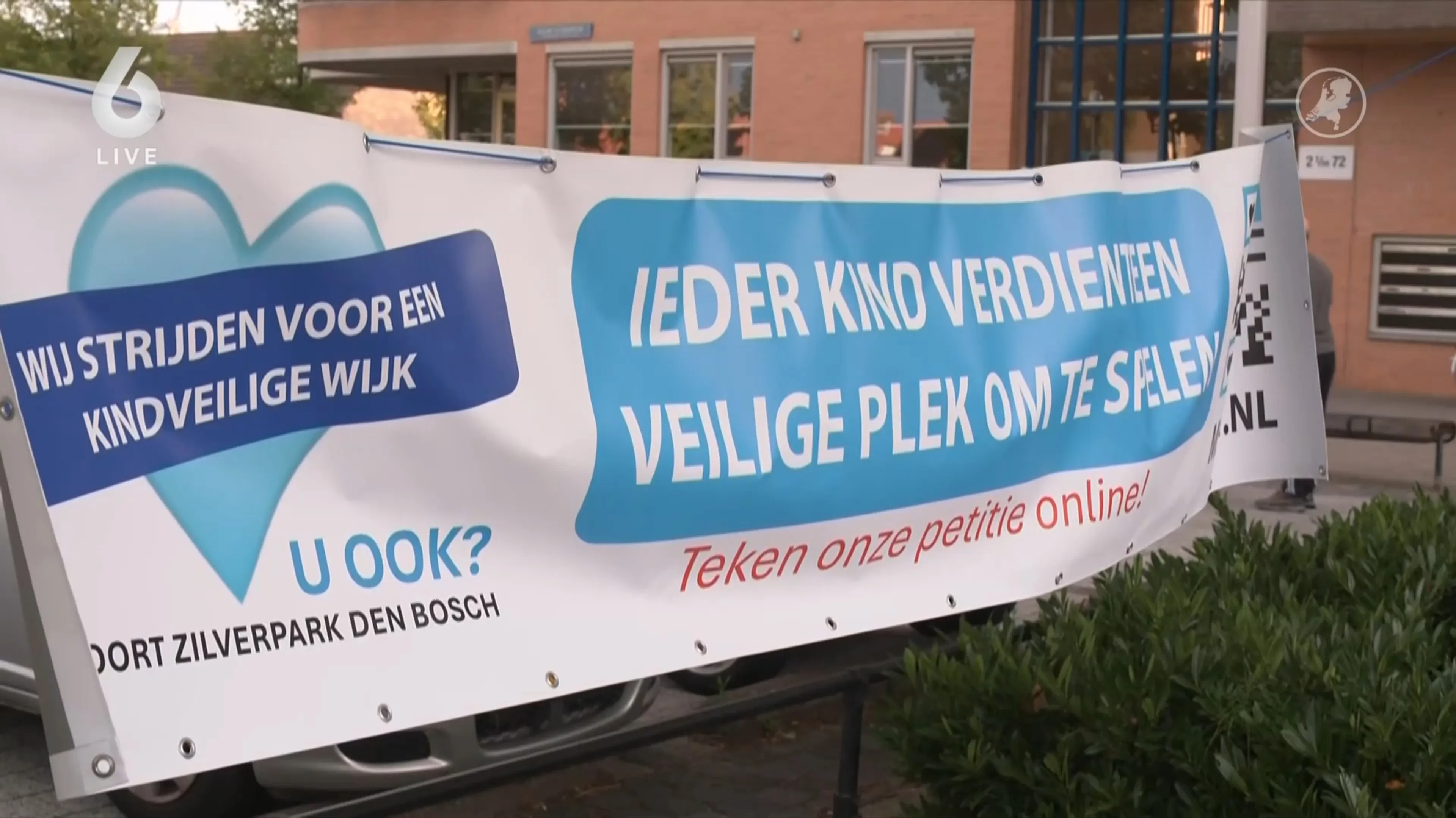 Zedendelinquenten keren terug naar huis: bewoners gaan in protest
