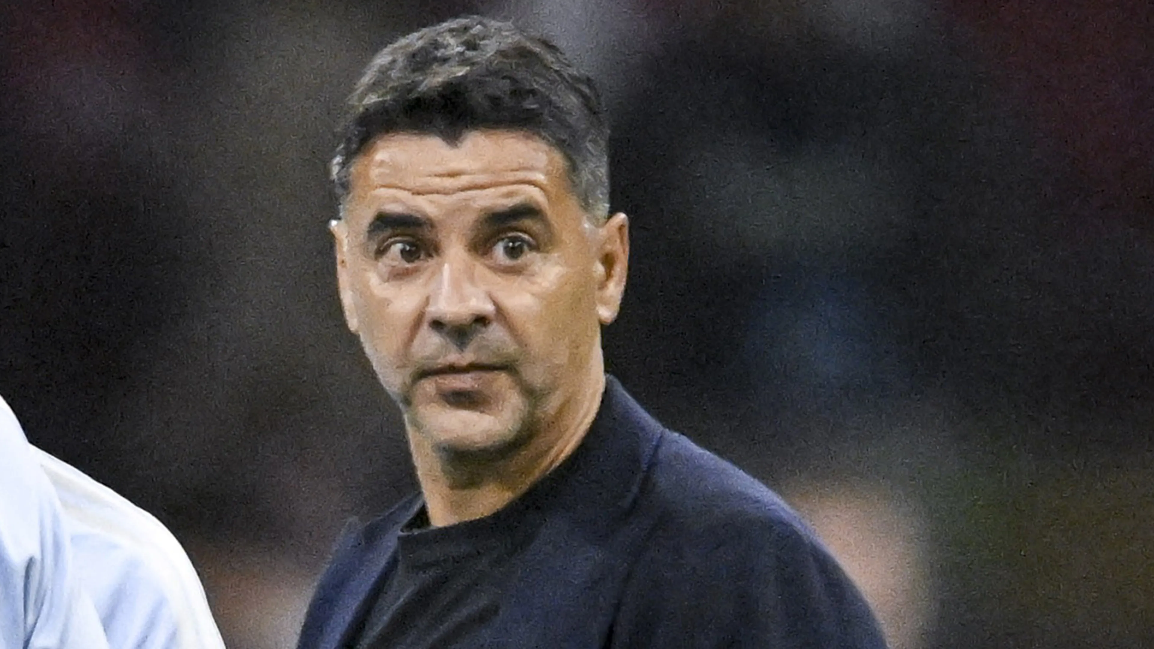 'Ajax-trainer Míchel Sánchez kun je nu al bijna afschrijven!'