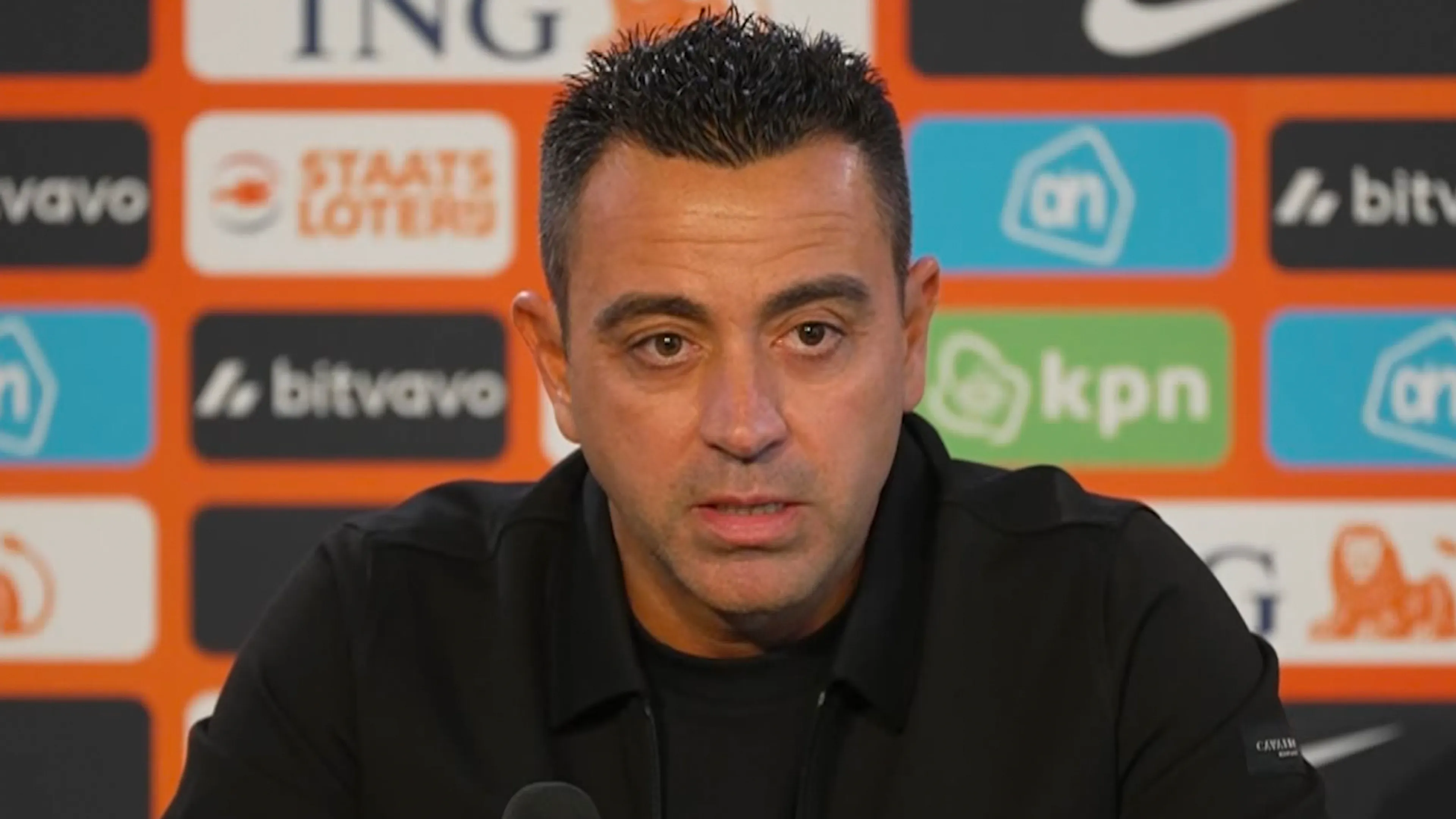 Xavi Hernández gevraagd bij presentatie: 'Hoe voelt het om derde keus te zijn?'