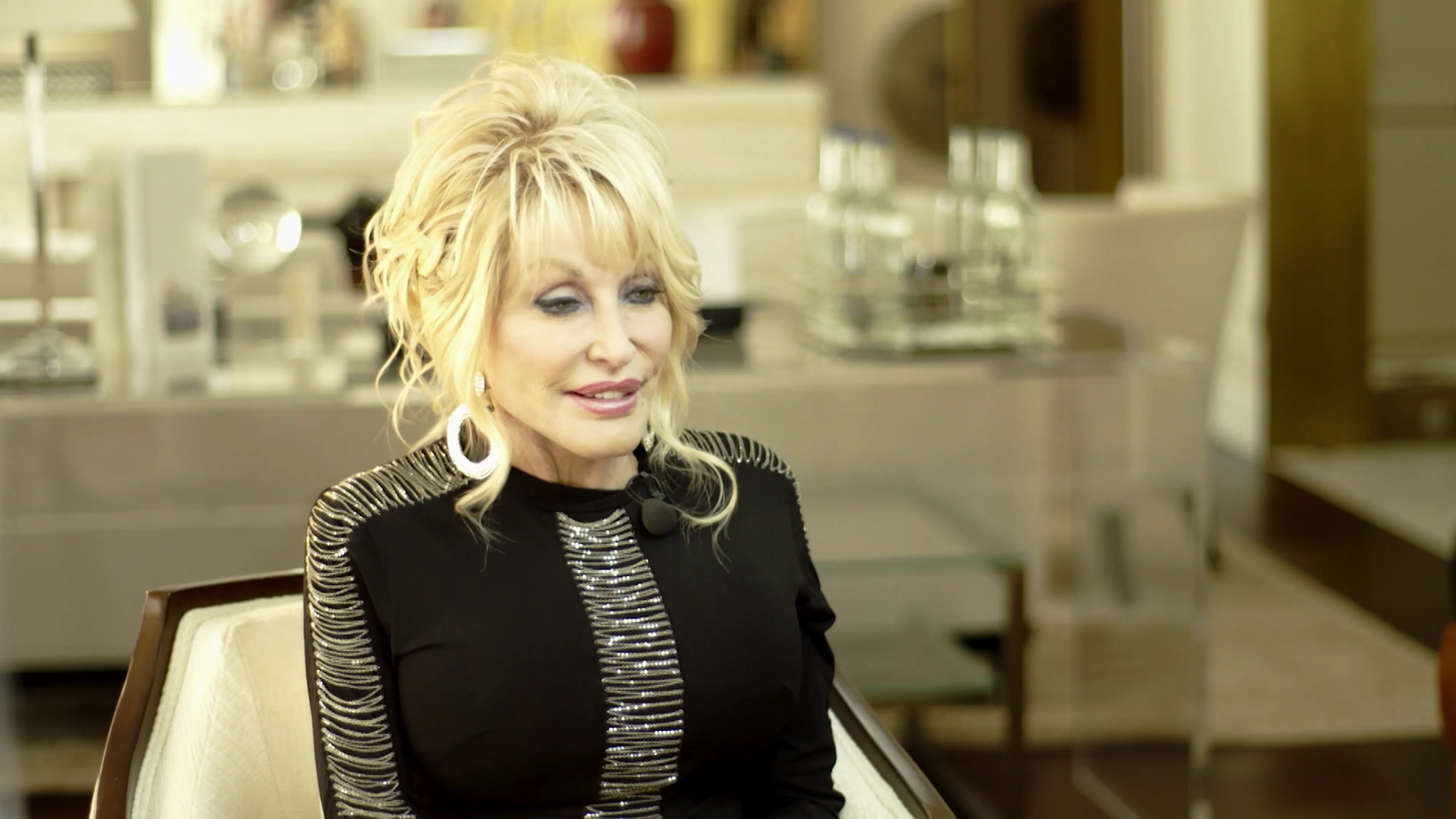 The Dolly Parton Story: From Rags to Rhinestone