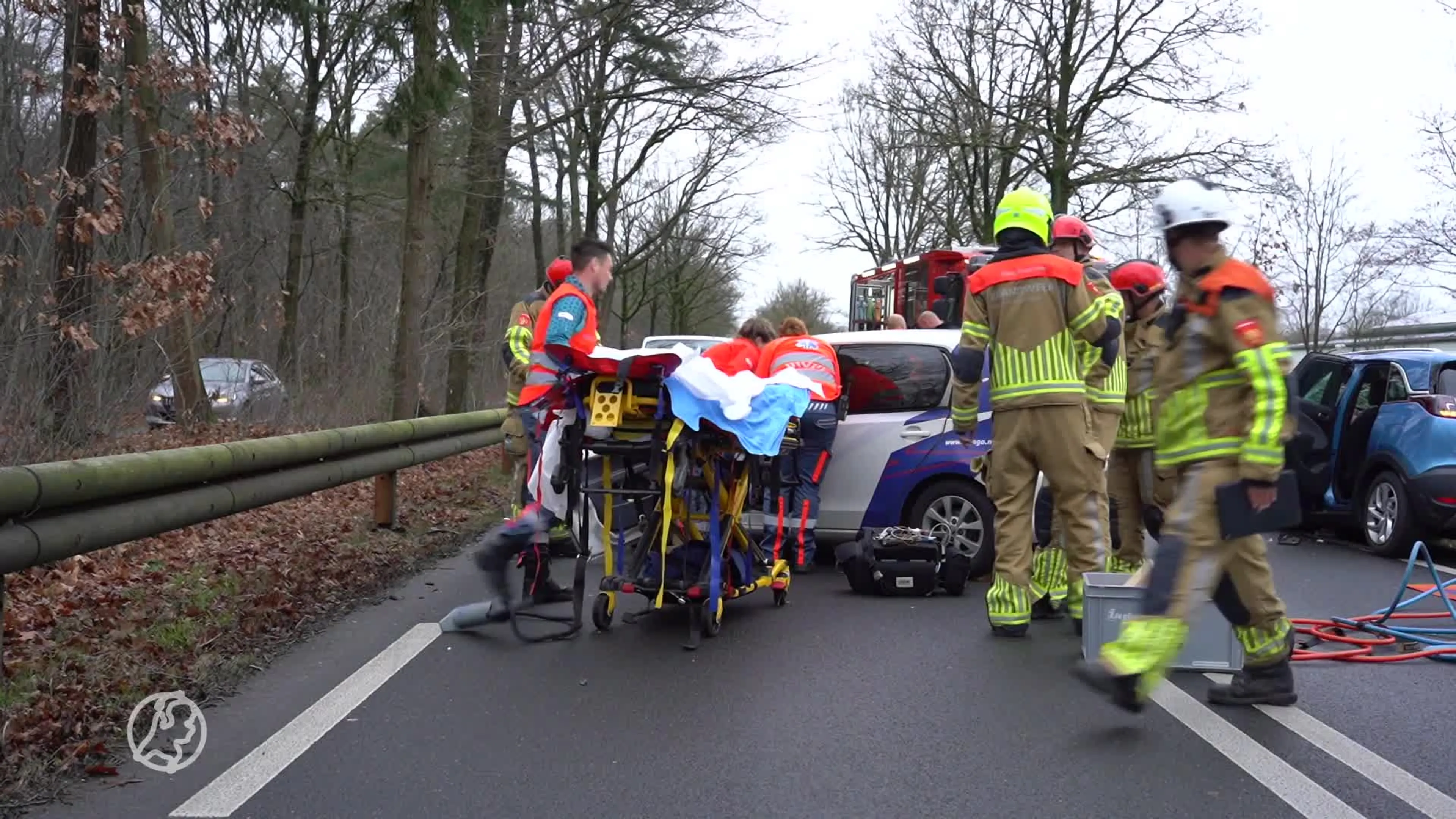 Zwaargewonde en ravage na ernstig auto-ongeluk in Dorst