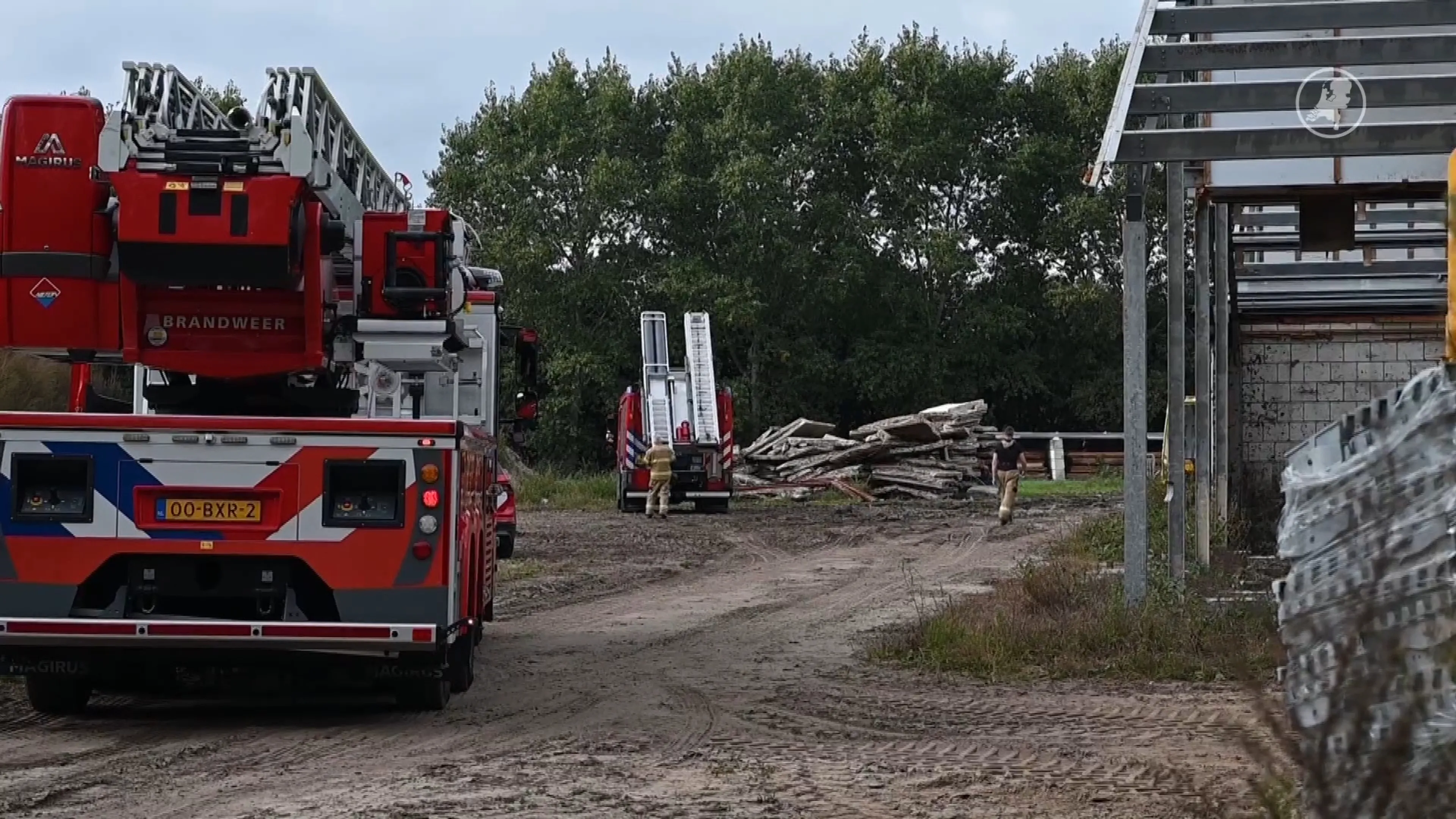 Opmerkelijk ongeval: man valt van dak in put bij stal Boxtel