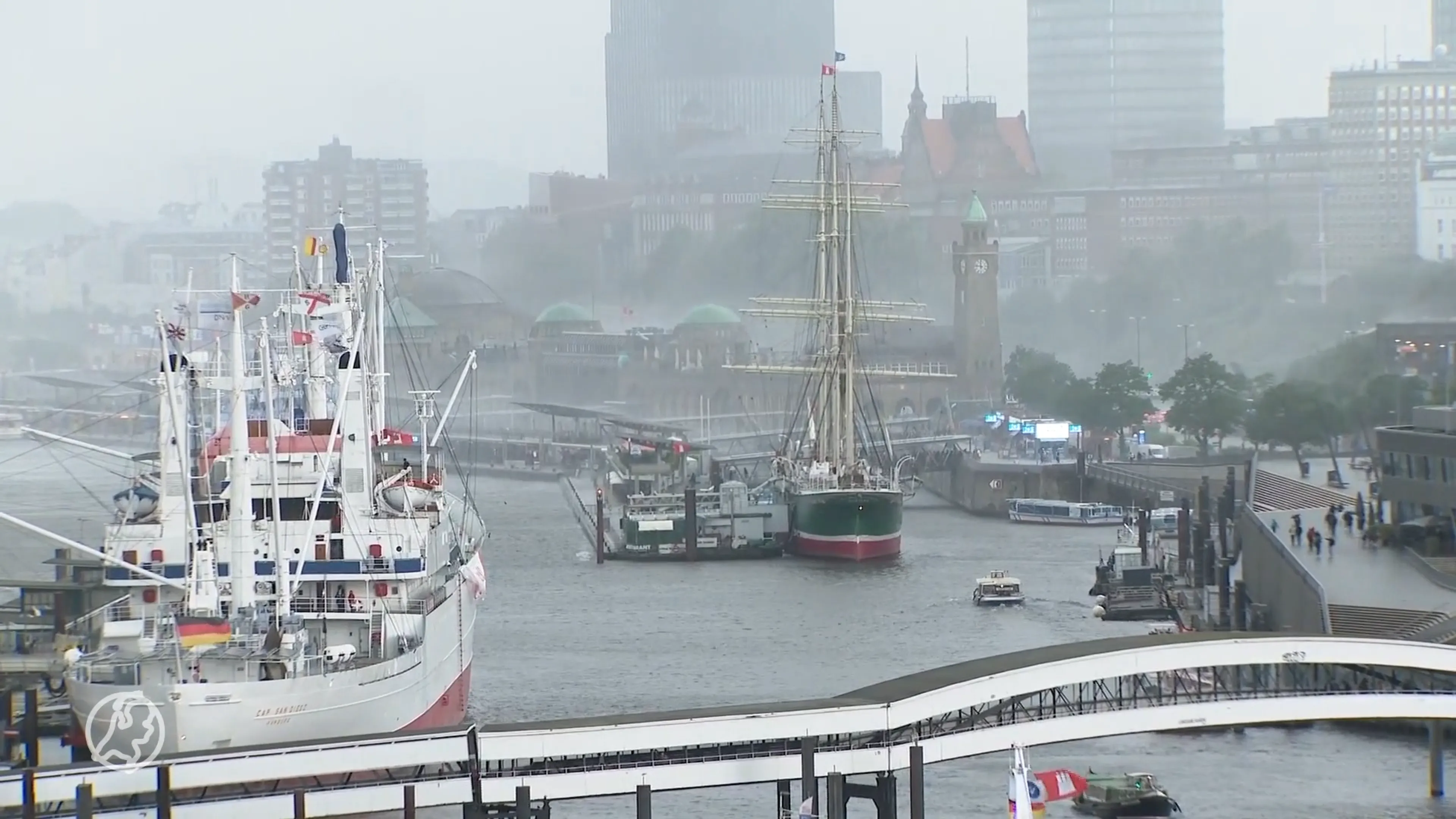 EK-fanzone in Hamburg gesloten door extreem weer