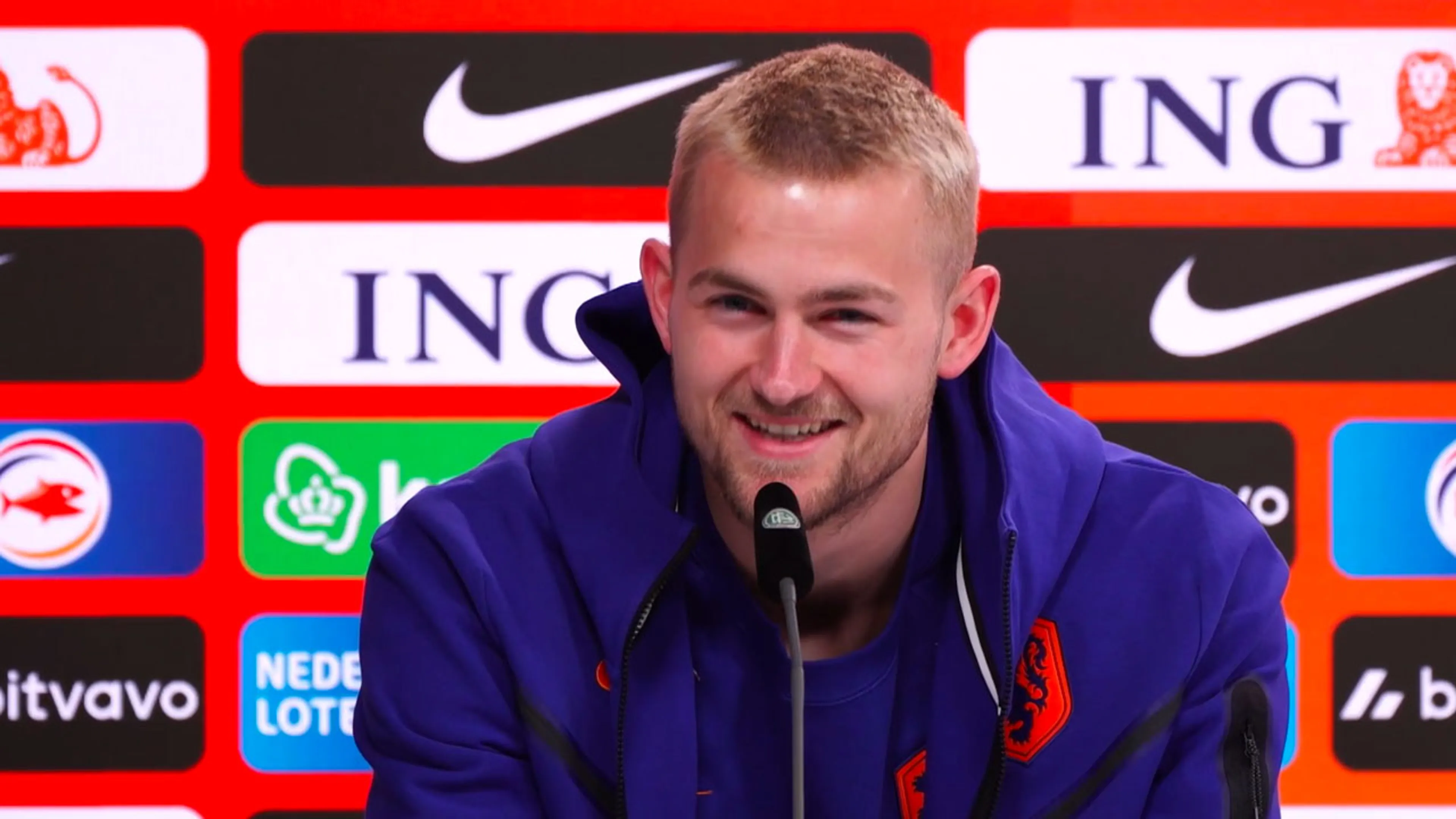 De Ligt reageert op Valentijn: 'Vertrekken? Waarheen? Op vakantie?'