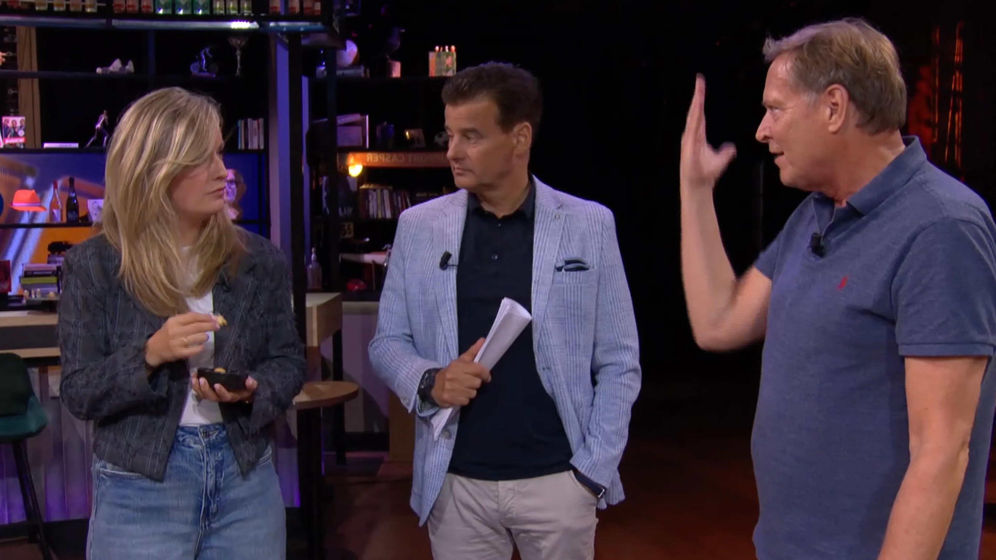 Wilfred Genee en Albert Verlinde spreken Merel Ek aan In de Wandelgangen: 'Niet handig van je!'