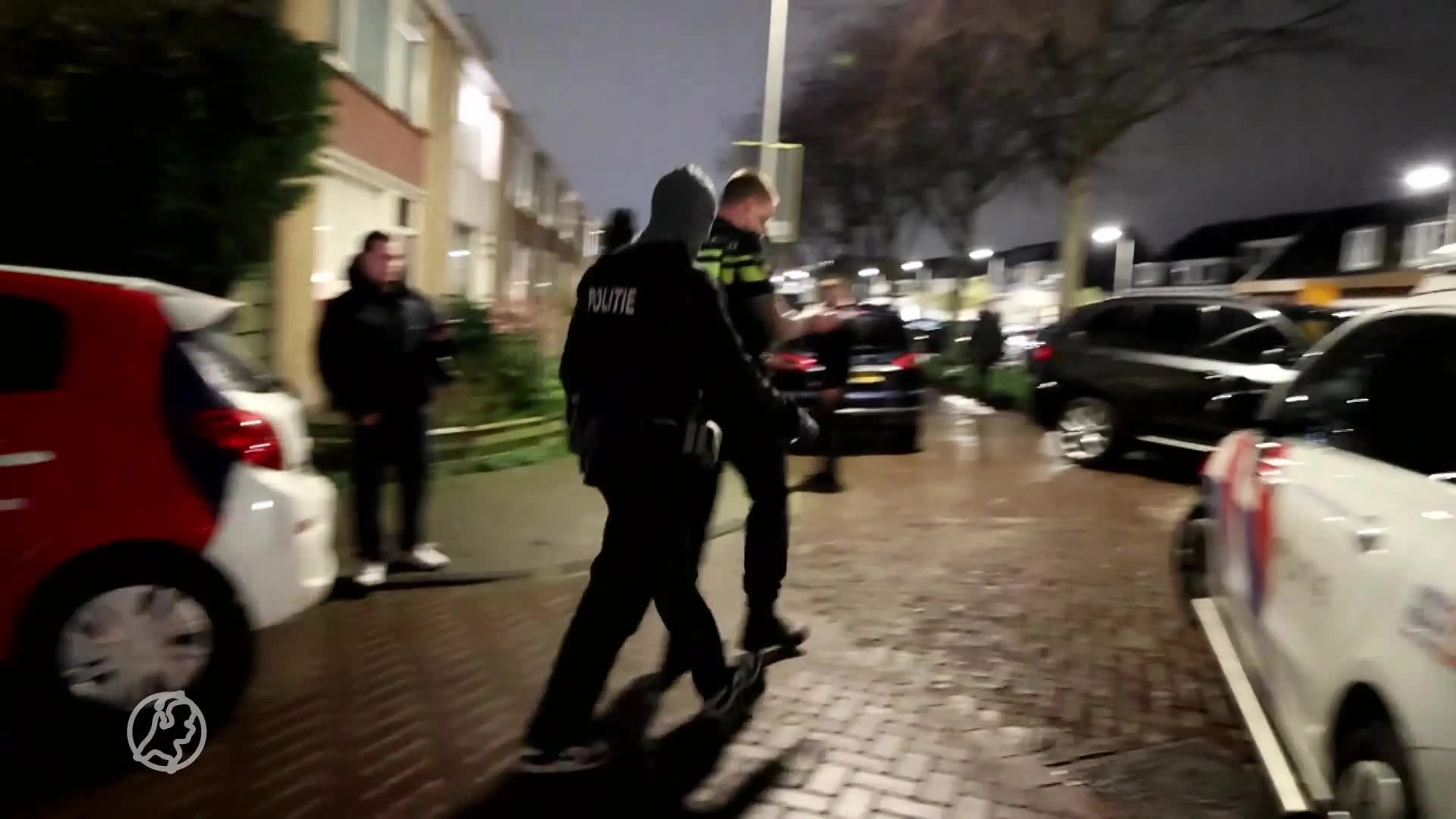 Drie gewonden bij steekincident Honselersdijk, verdachte gevlucht