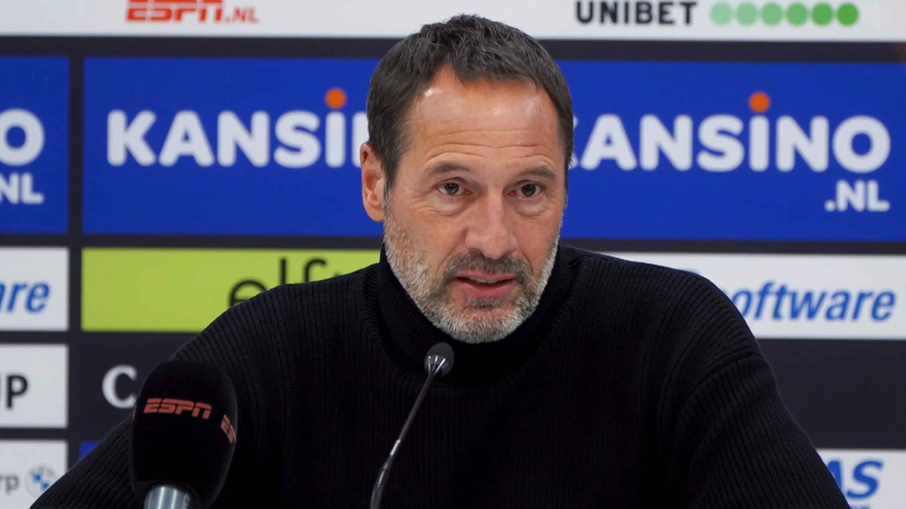 Van 't Schip: 'Het is niet zo dat het dan maar gesloten is als je met vijf man verdedigt'