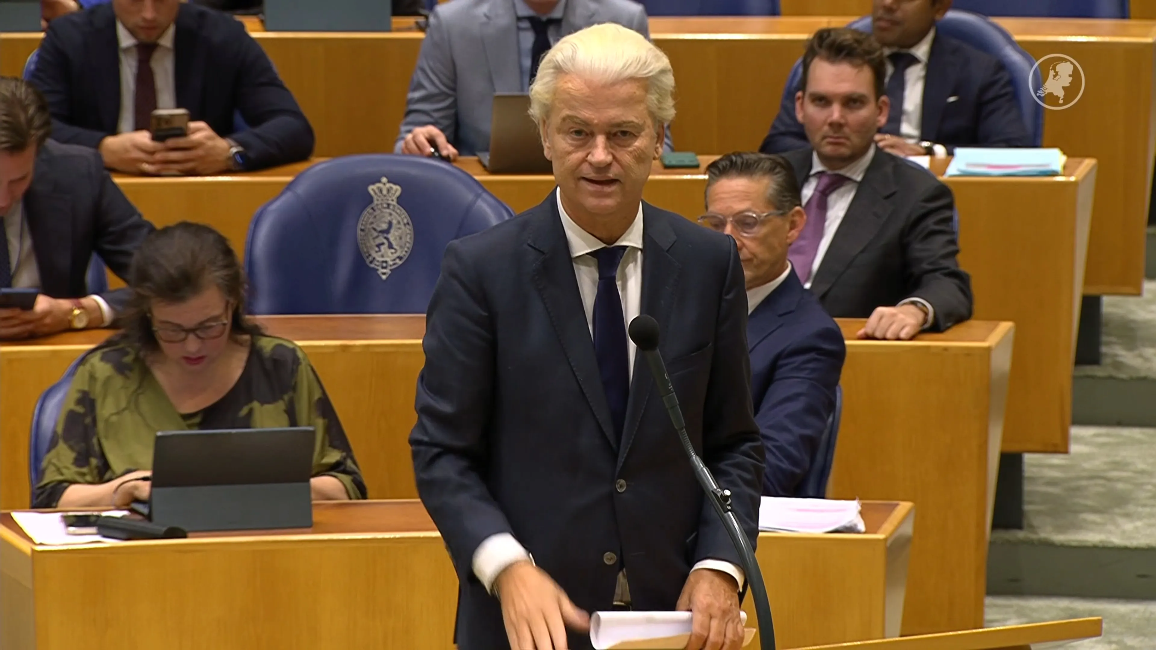 Wilders beticht ministers die roddelen over Jetten van broodroof